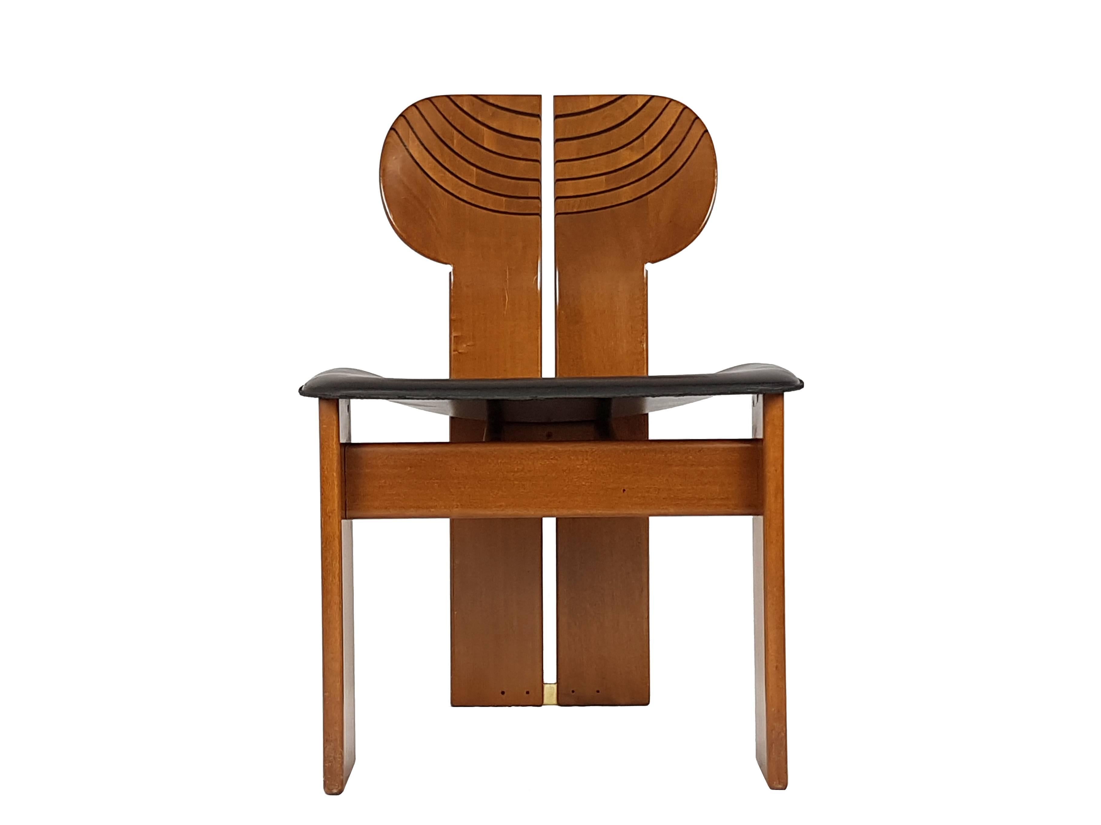 Wooden & Leather Africa Chairs from Artona Serie by A. e T. Scarpa for Maxalto In Good Condition In Varese, Lombardia