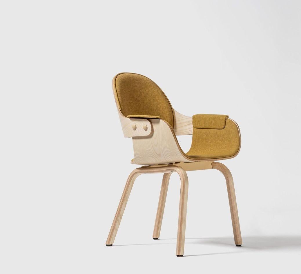 Wooden Legs Showtime Nude Beige Chair by Jaime Hayon In New Condition For Sale In Geneve, CH