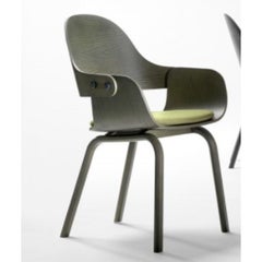 Holzbeine Showtime Nudegrün von Jaime Hayon