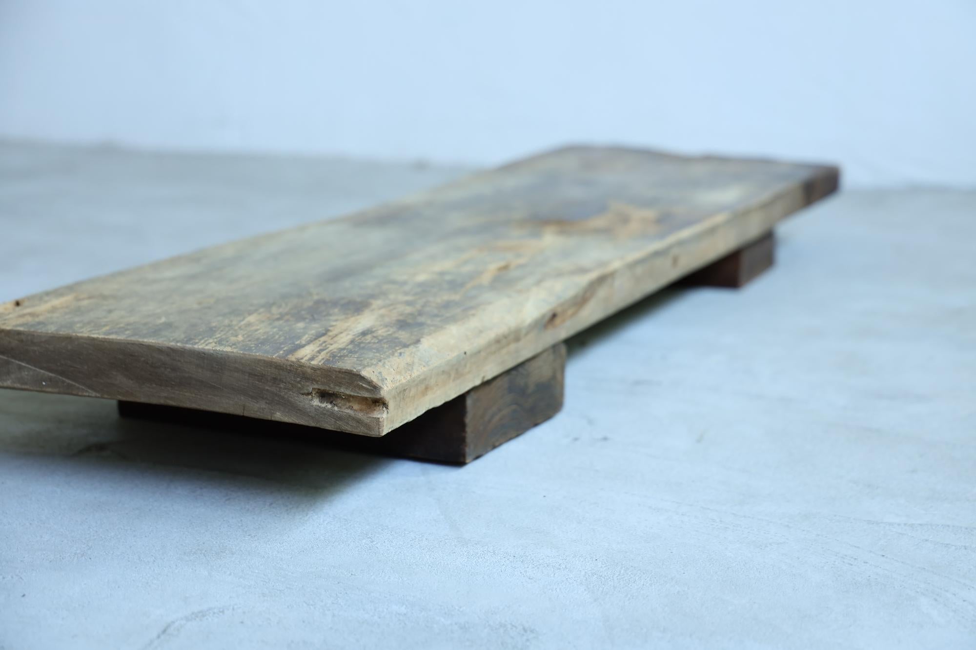 Niedriger Holztisch, japanisch, antik, Wabi-Sabi, Mingei im Angebot 8