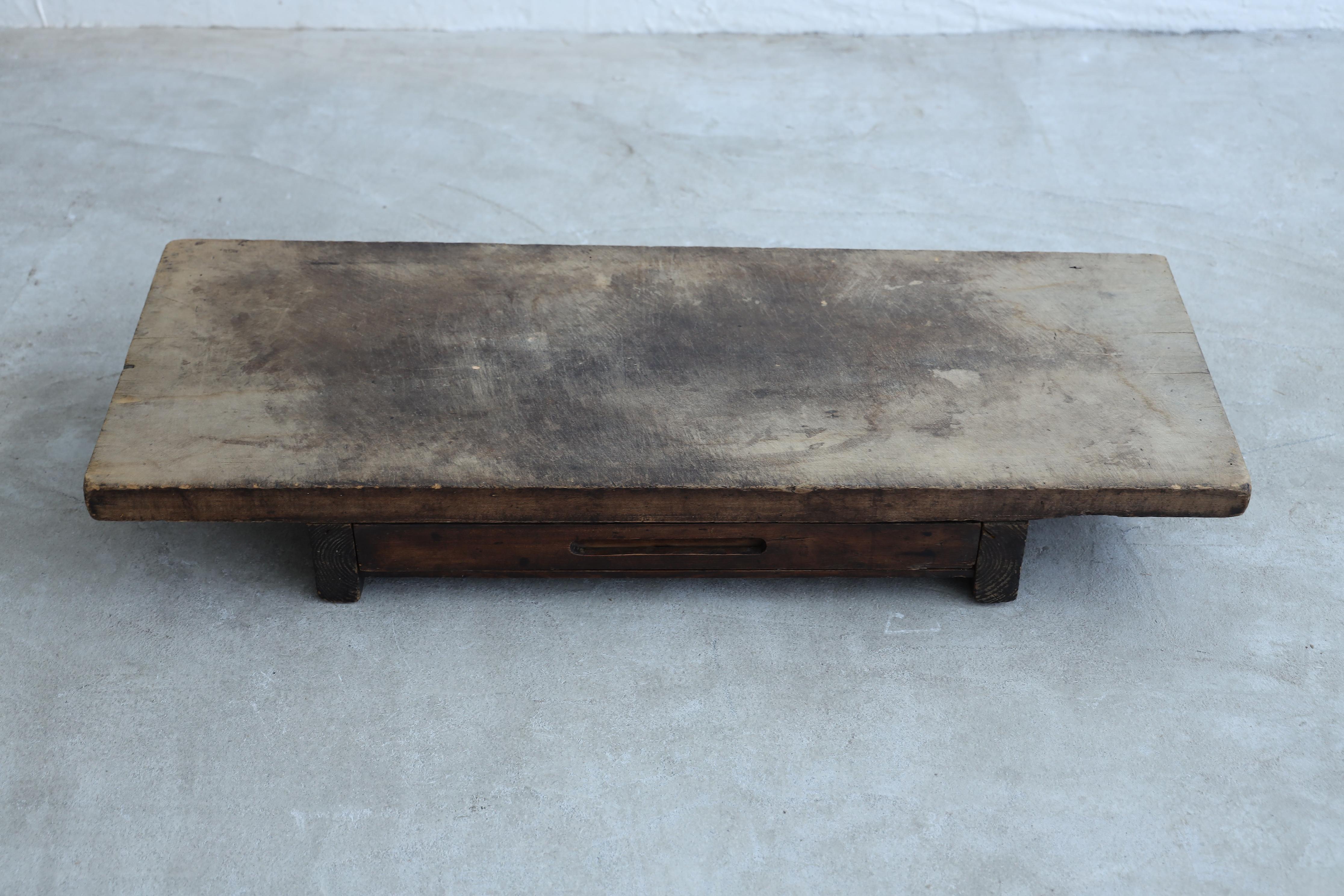 Niedriger Holztisch, japanisch, antik, Wabi-Sabi, Mingei im Angebot 8