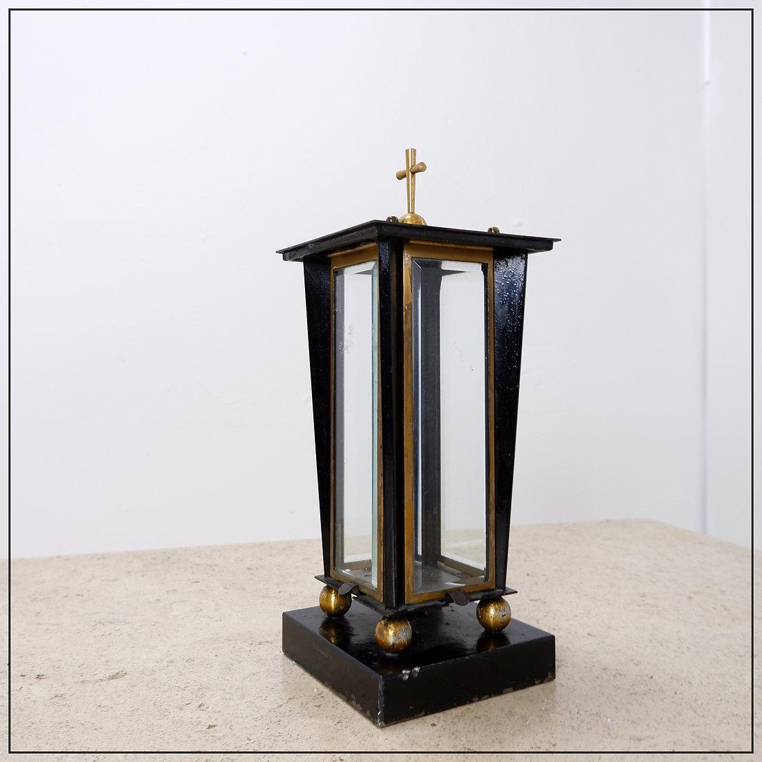 Lanterna commemorativa in legno - anni '60 circa In condizioni buone in vendita a Linkebeek, BE