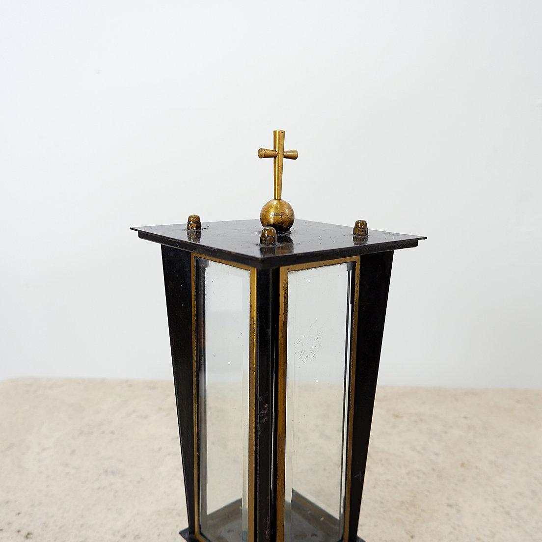 Ottone Lanterna commemorativa in legno - anni '60 circa in vendita