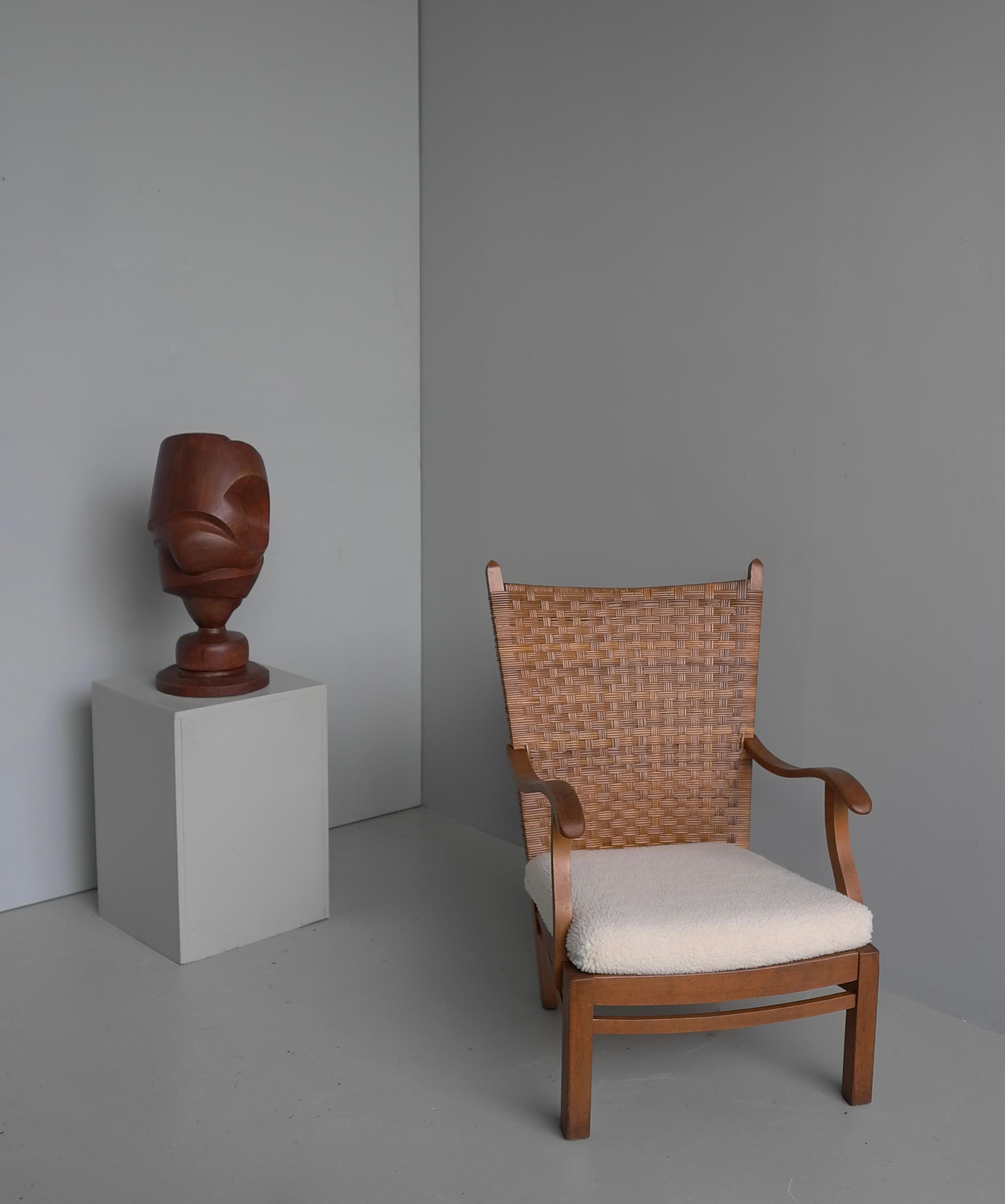 Wooden Mid-Century Modern Sculpture by Dutch Artist Jef Depassé 1970 In Good Condition For Sale In Den Haag, NL