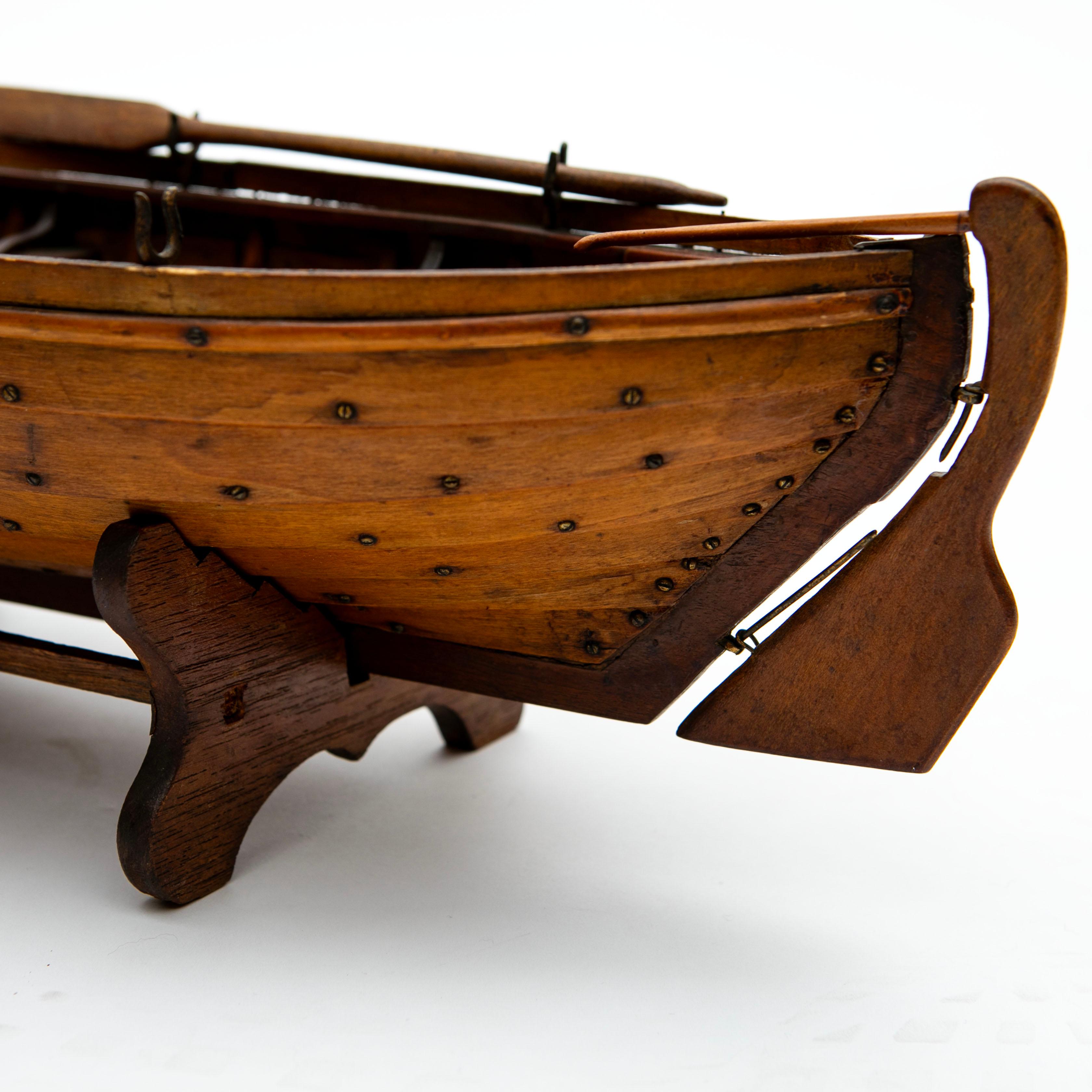 Modèle réduit en bois Bateau à rames en tilleul, Danemark en vente 2