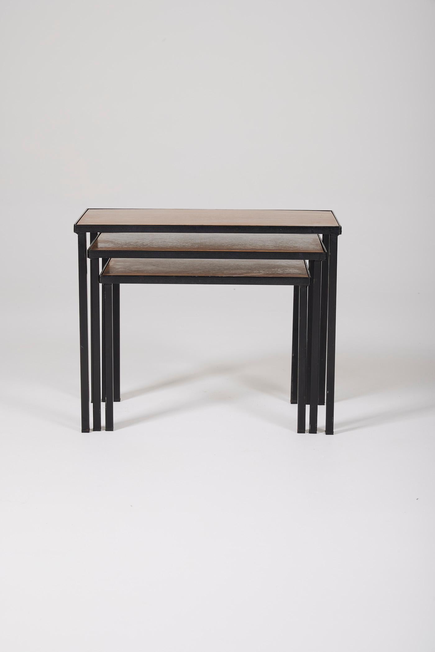  Wooden nesting tables set For Sale 4