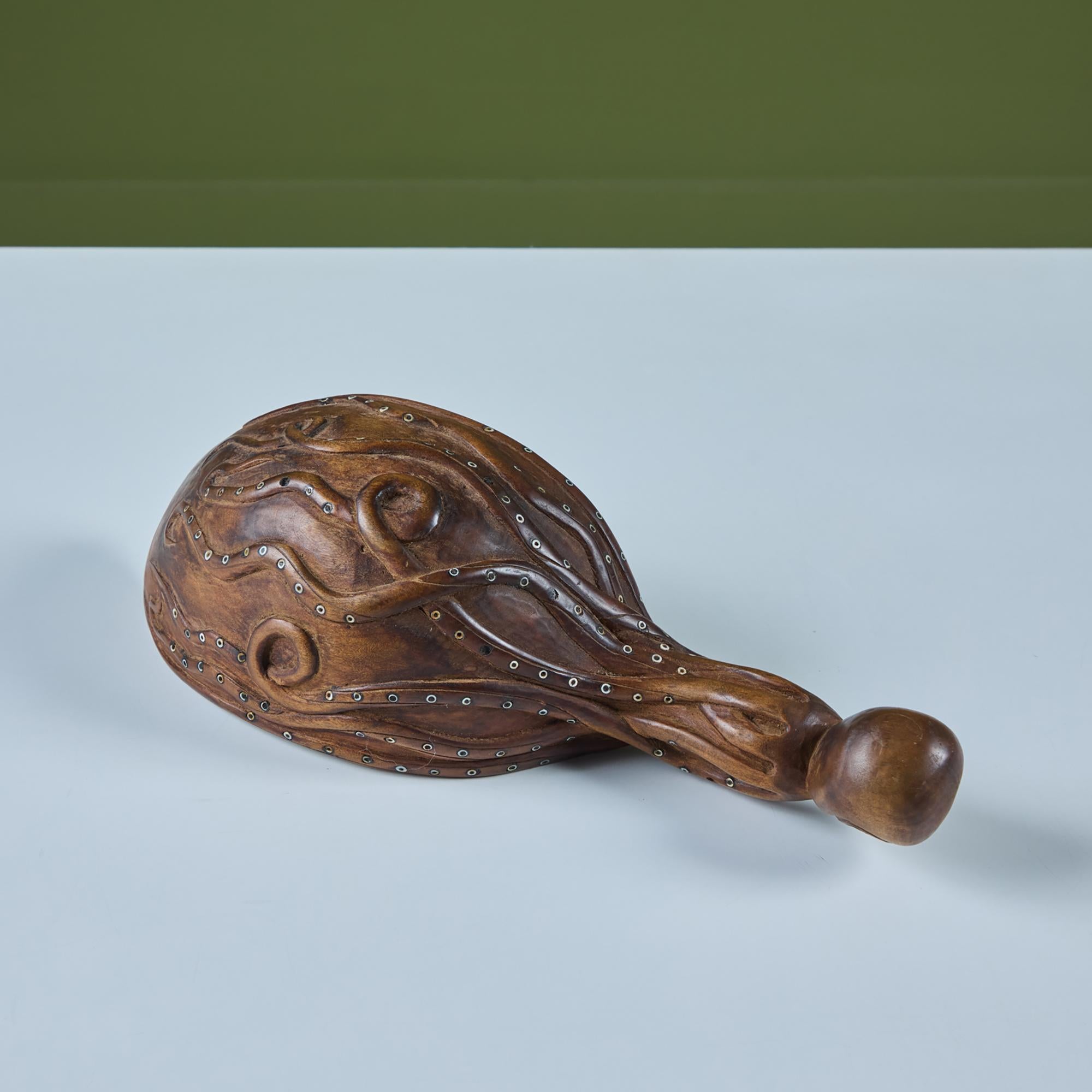 Cucharón Pulpo de Madera con Incrustación de Abalón Desconocido en venta