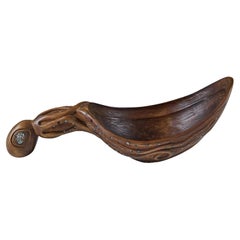 Louche pieuvre en bois avec incrustation d'ormeaux