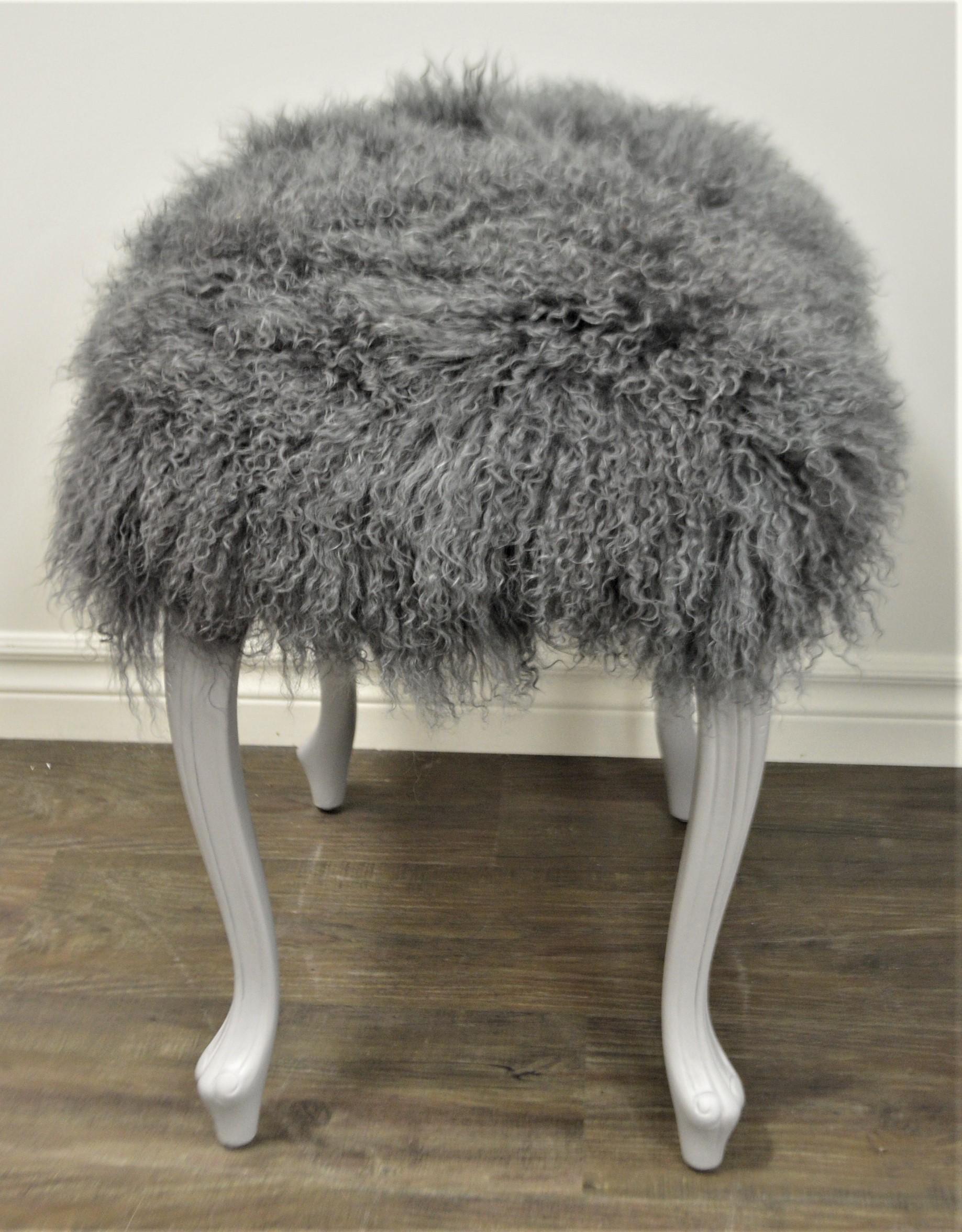 Italian Wooden Painted Bench Upholstered with a Grey Curly Lamb's Wool For Sale