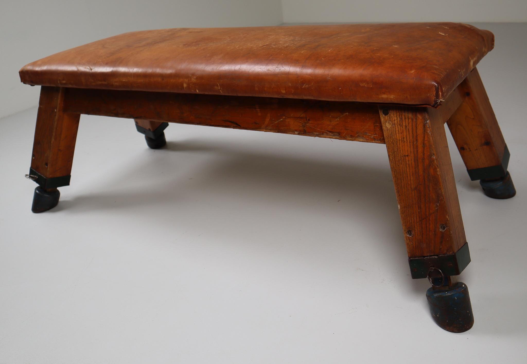 Wooden Patinated Leather Gym Bench or Table, circa 1950s In Good Condition In Almelo, NL