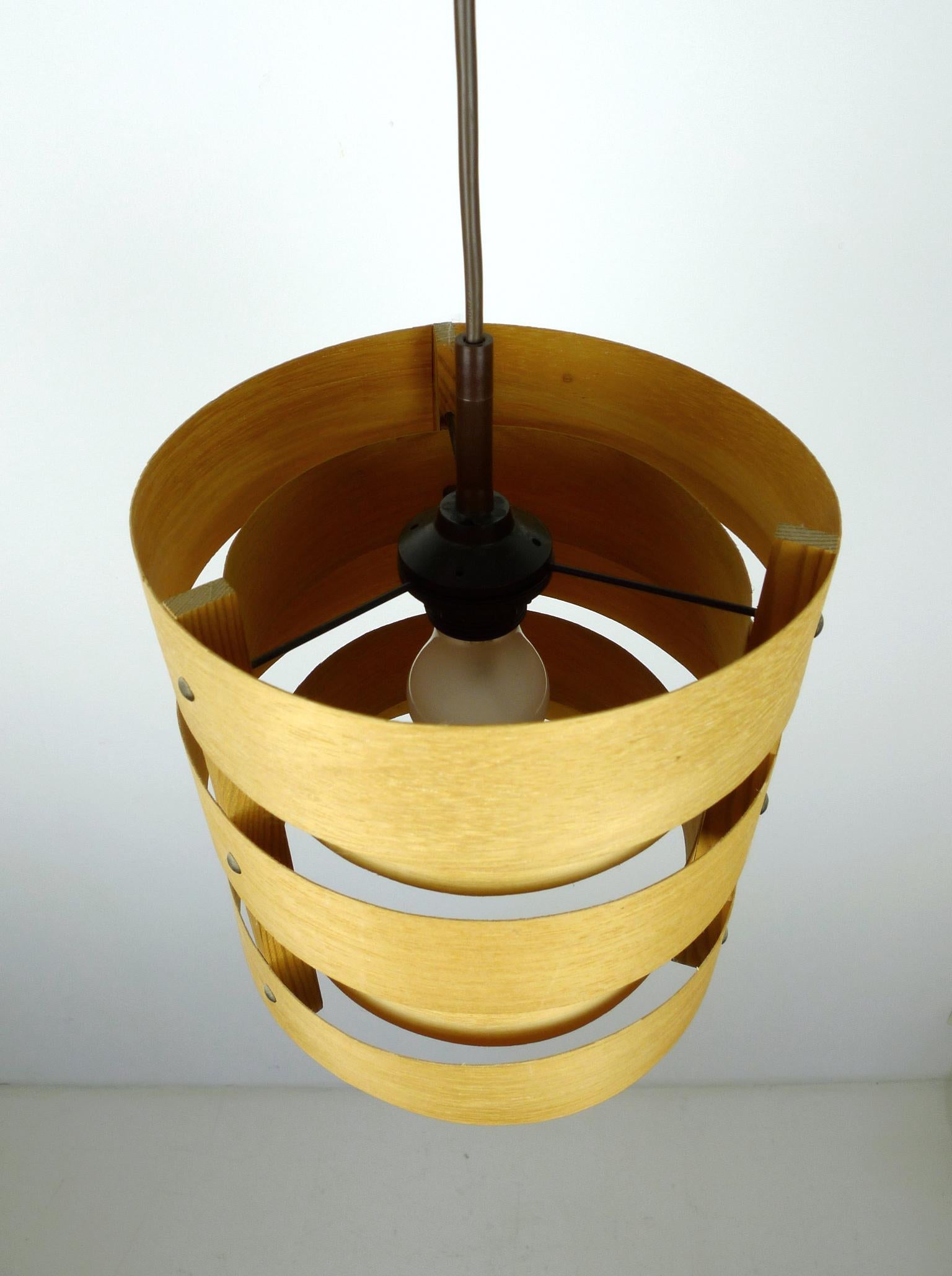 Wooden Pendant Light from Zicoli, Germany, 1970s In Good Condition For Sale In Berlin, DE