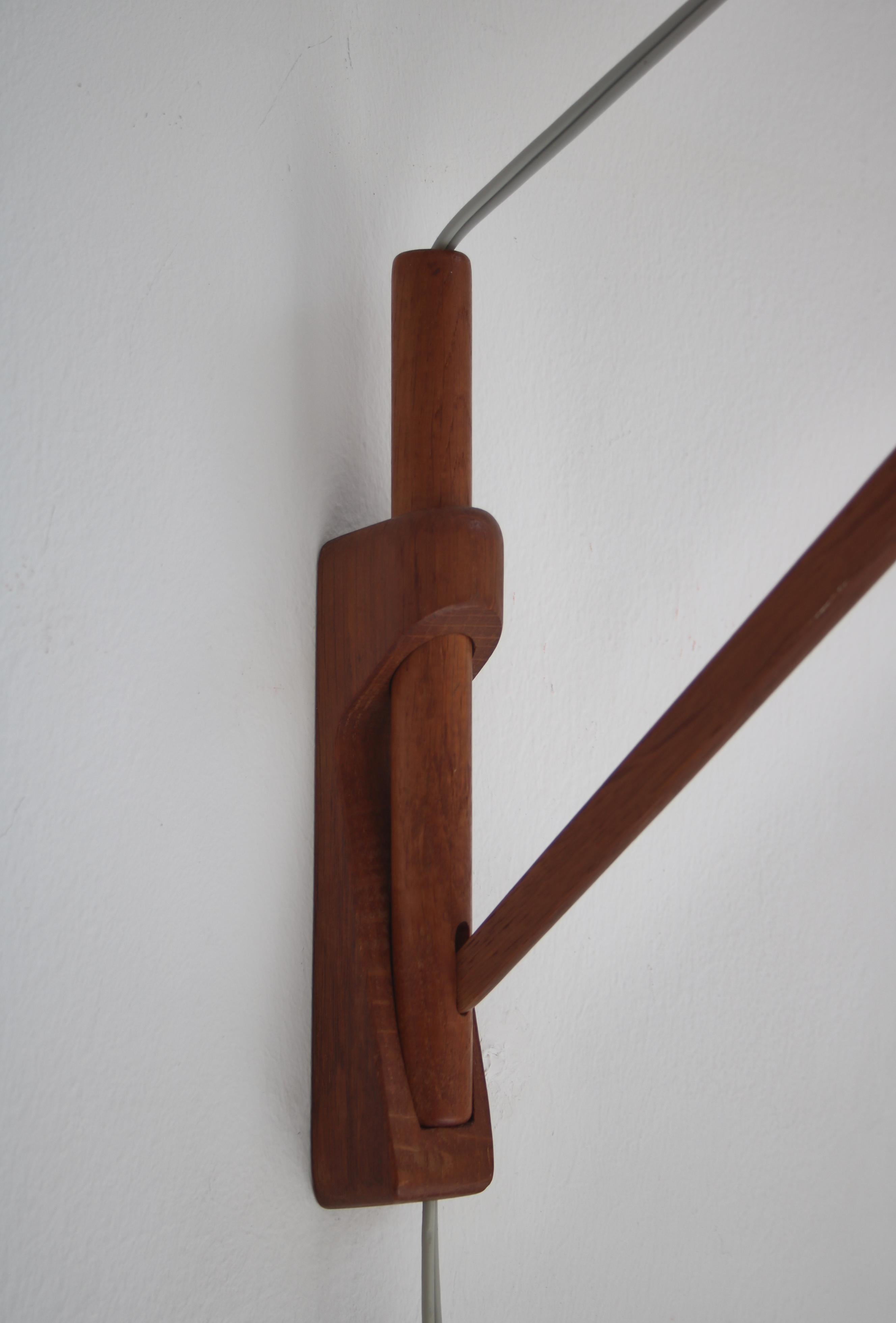 Wooden Pendant Wall Lamp by Louis Poulsen, 1960s Scandinavian Modern 4