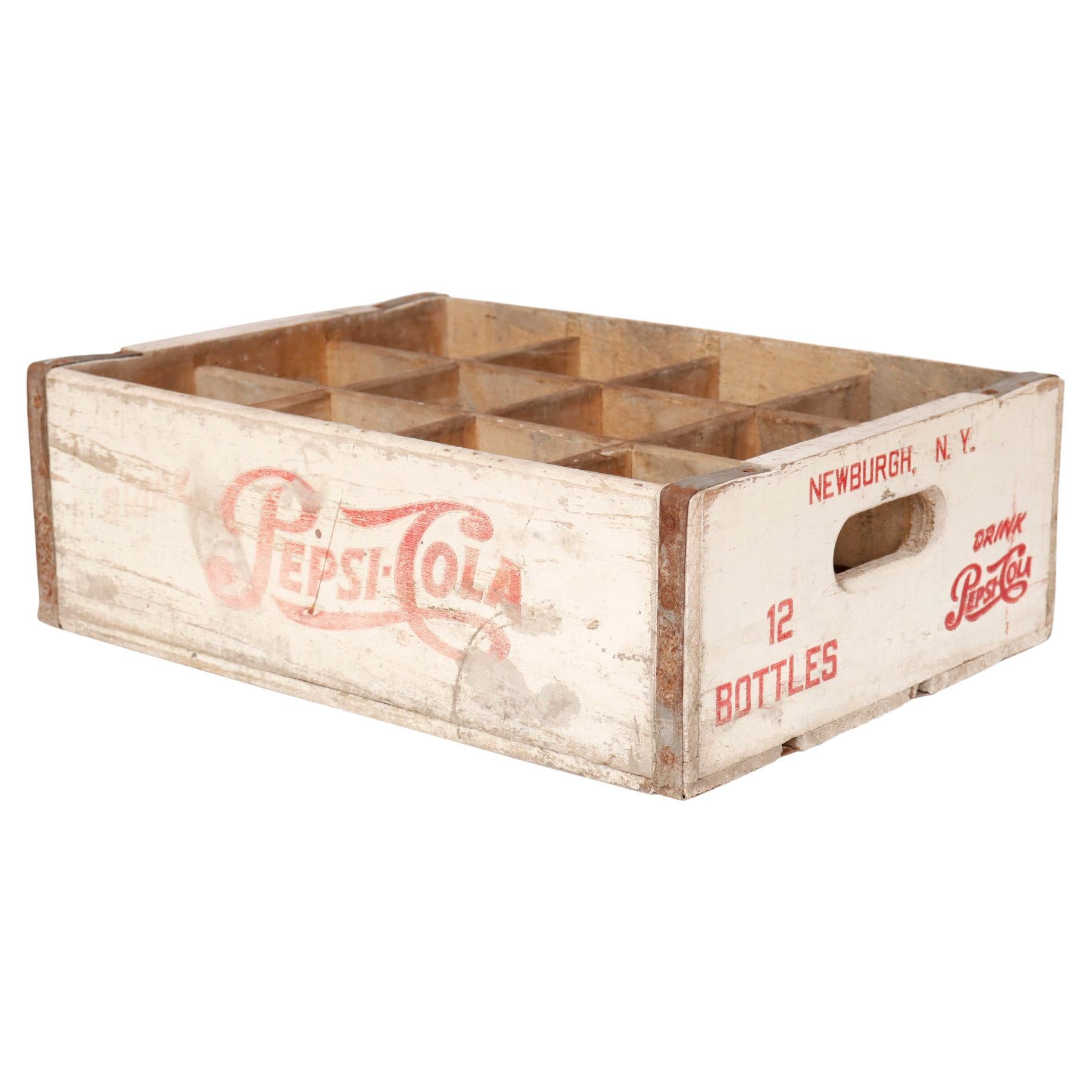 Wooden Pepsi Cola Crate from Newburgh, New York For Sale