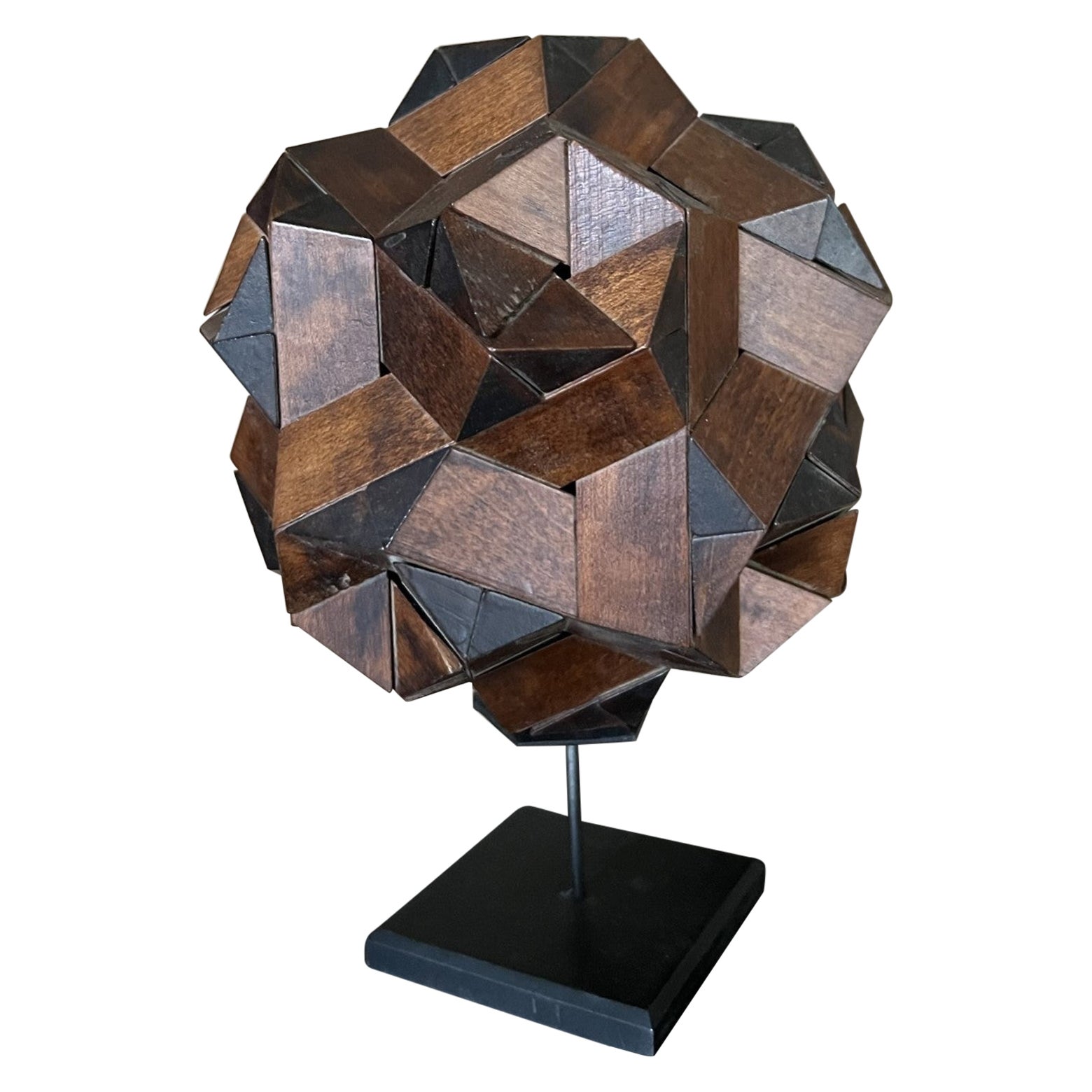 Modello architettonico poligonale in legno dell'inizio del XX secolo