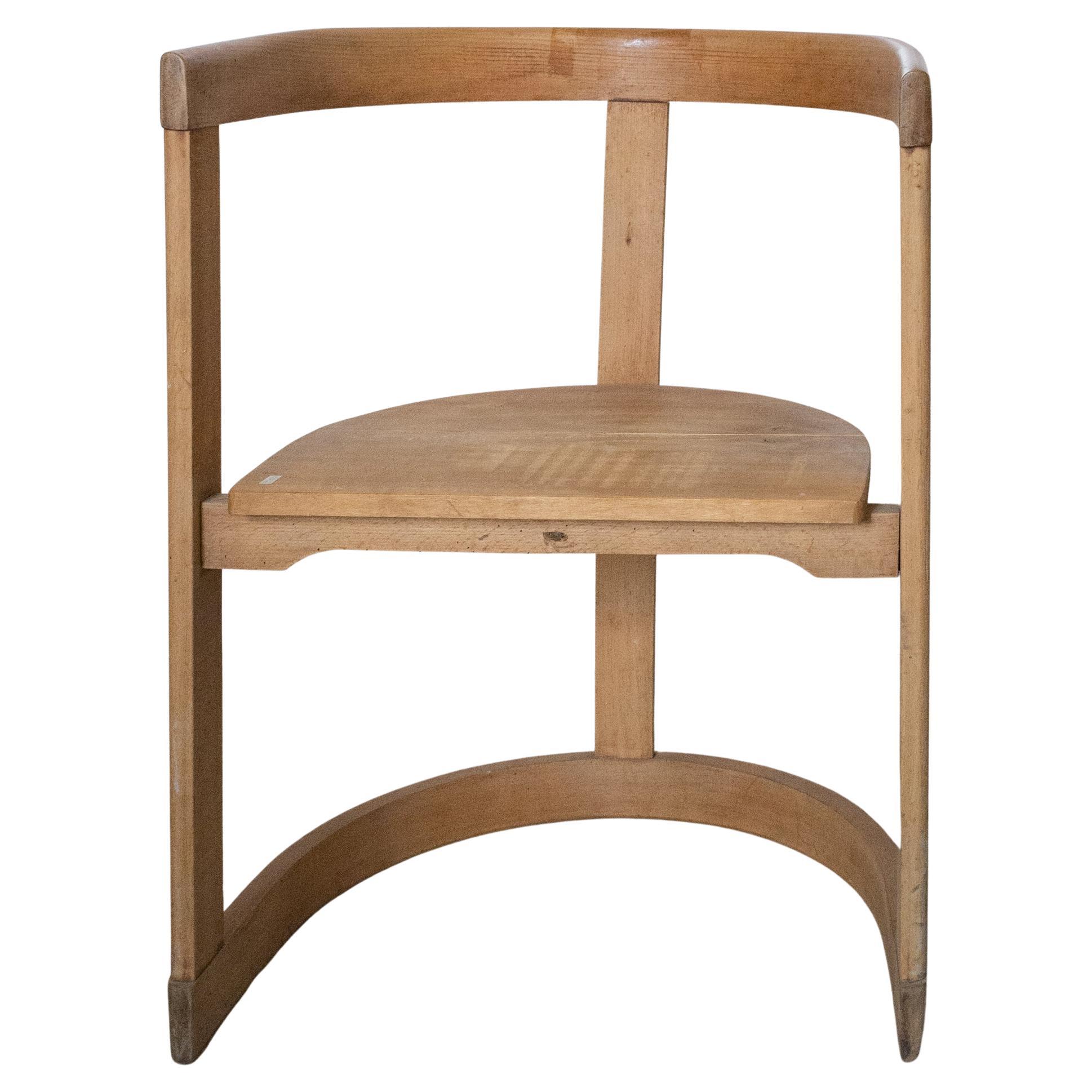 Holz Prototyp eines Stuhls im Angebot