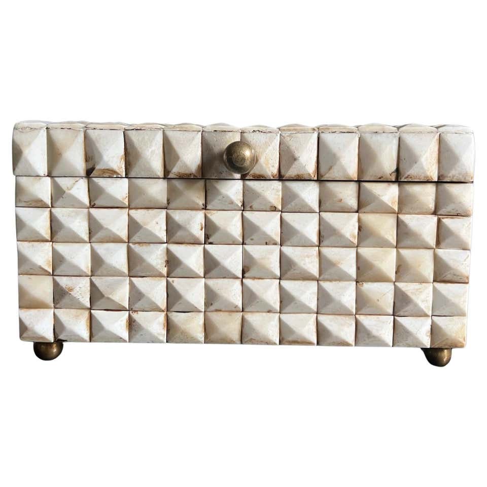 Bone Boxes - 291 For Sale at 1stDibs | box bone, bone jewellery box ...