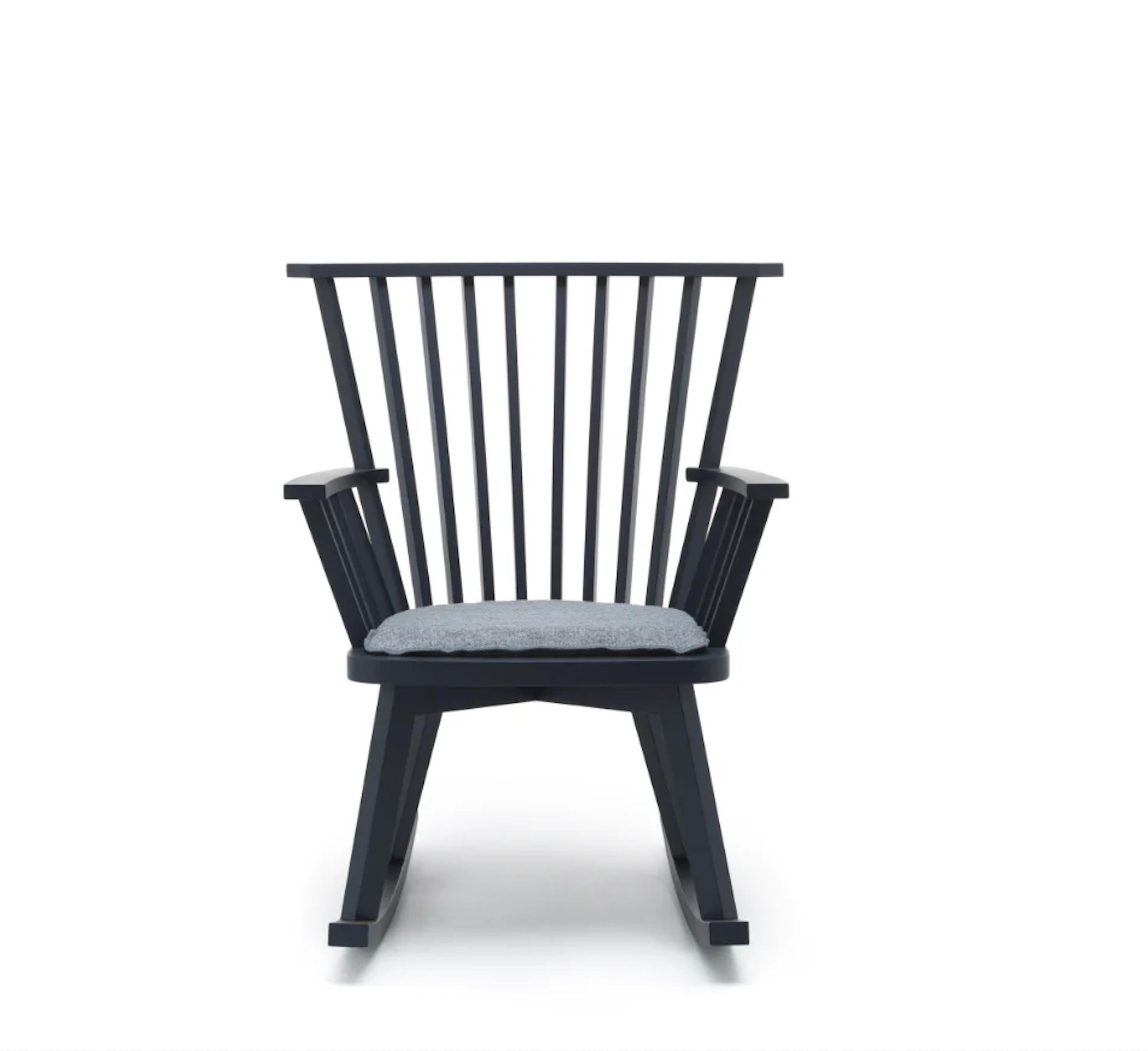 Italian Fauteuil à bascule en bois Gervasoni Gray 29 design Paola Navone - Chêne noir en vente