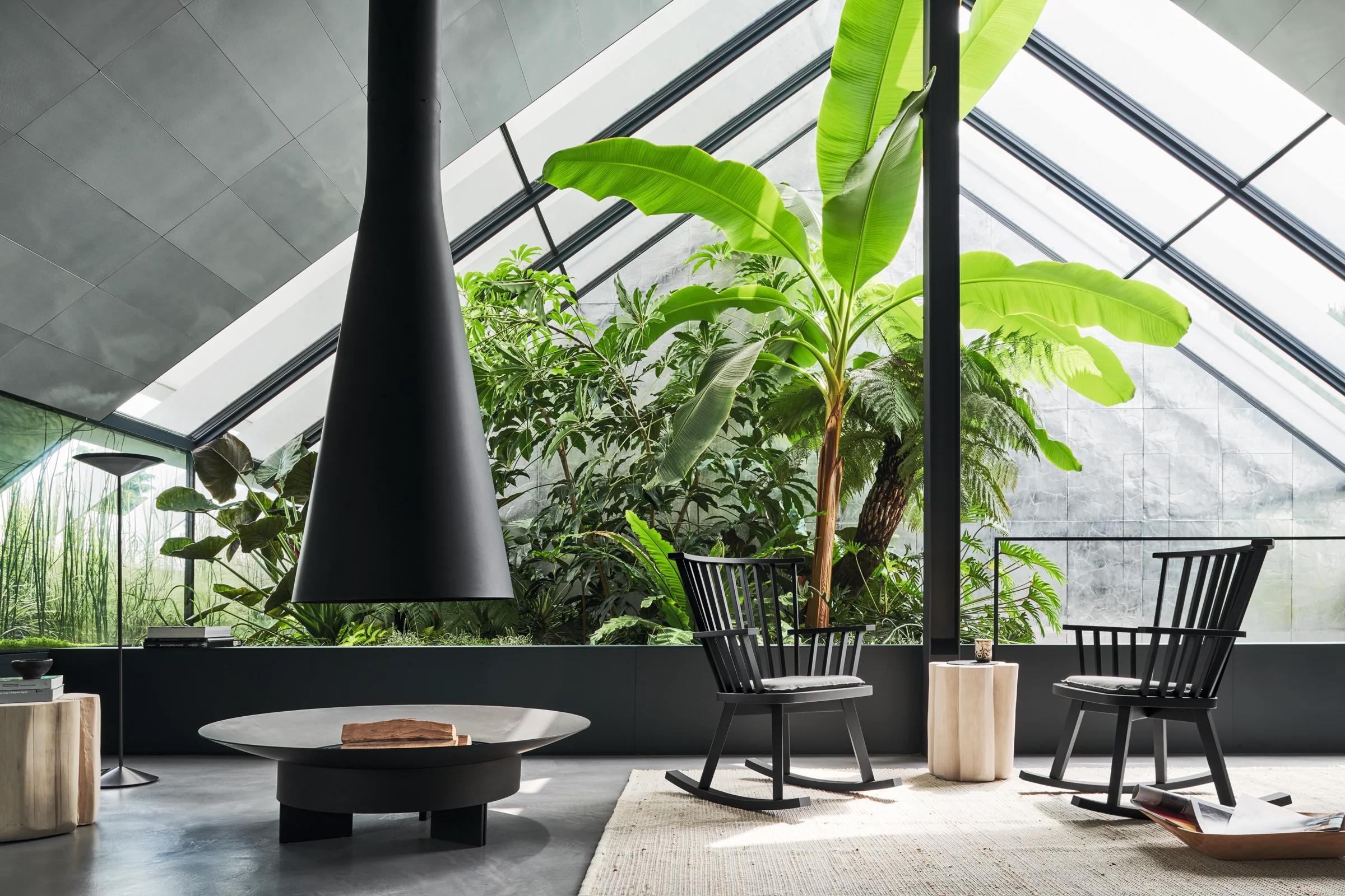 Contemporain Fauteuil à bascule en bois Gervasoni Gray 29 design Paola Navone - Chêne noir en vente