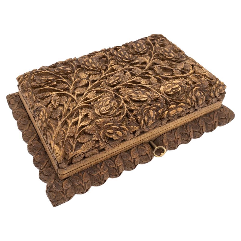 Wooden roses carved jewelry box for multiple rings
