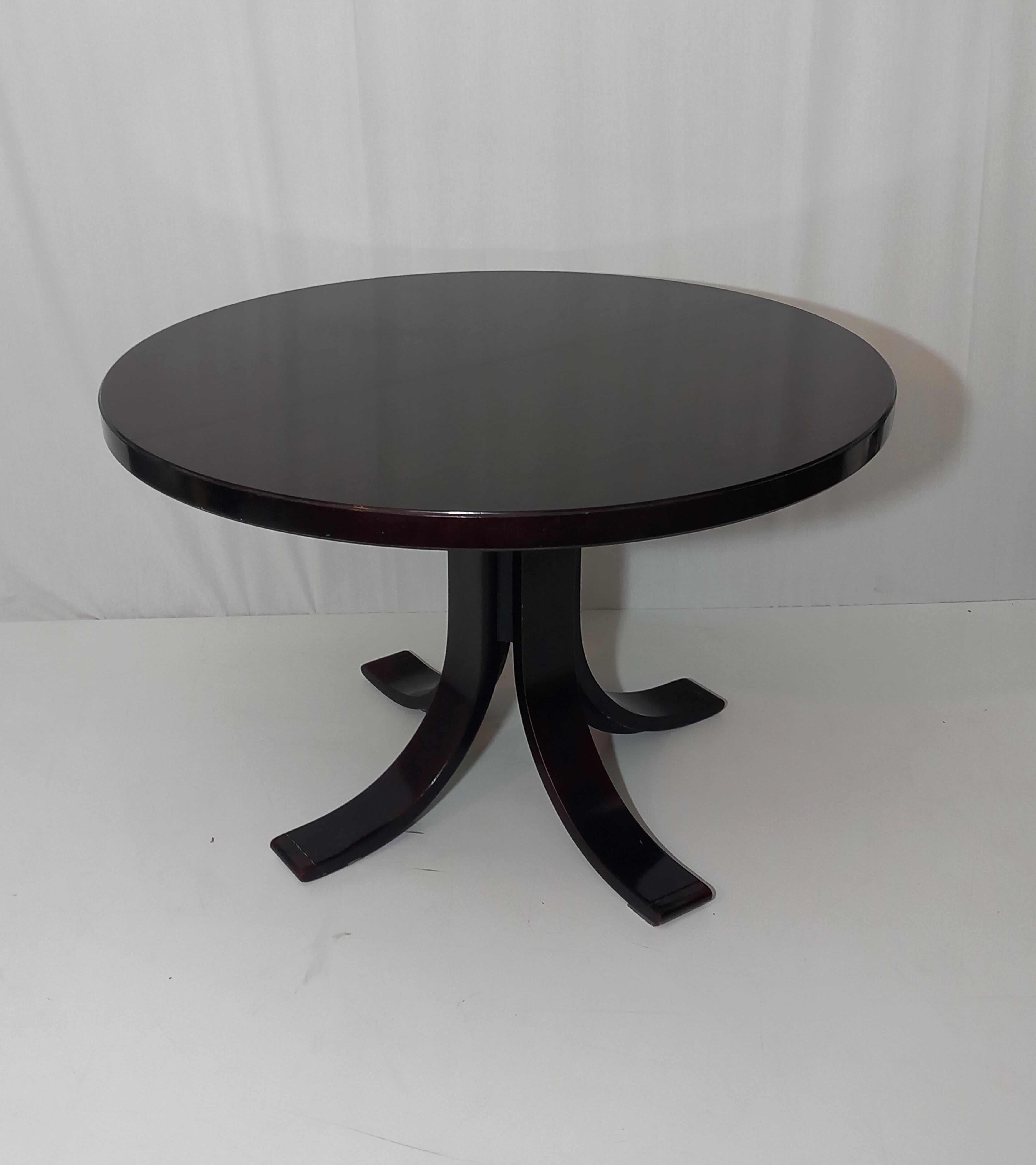 Mid-Century moderno Wooden Round Extendible Table, 60s in vendita