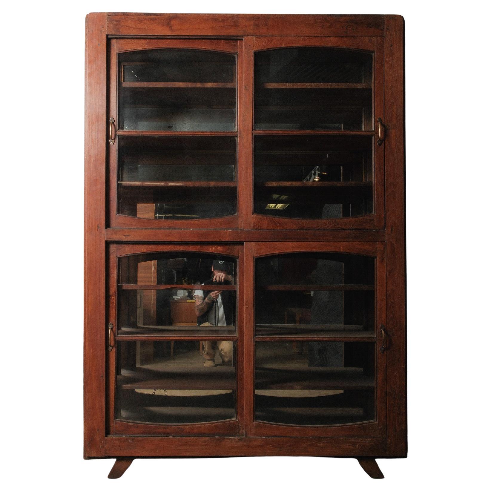 Wooden Rounded-Glass Display Cabinet with Mirrored Back