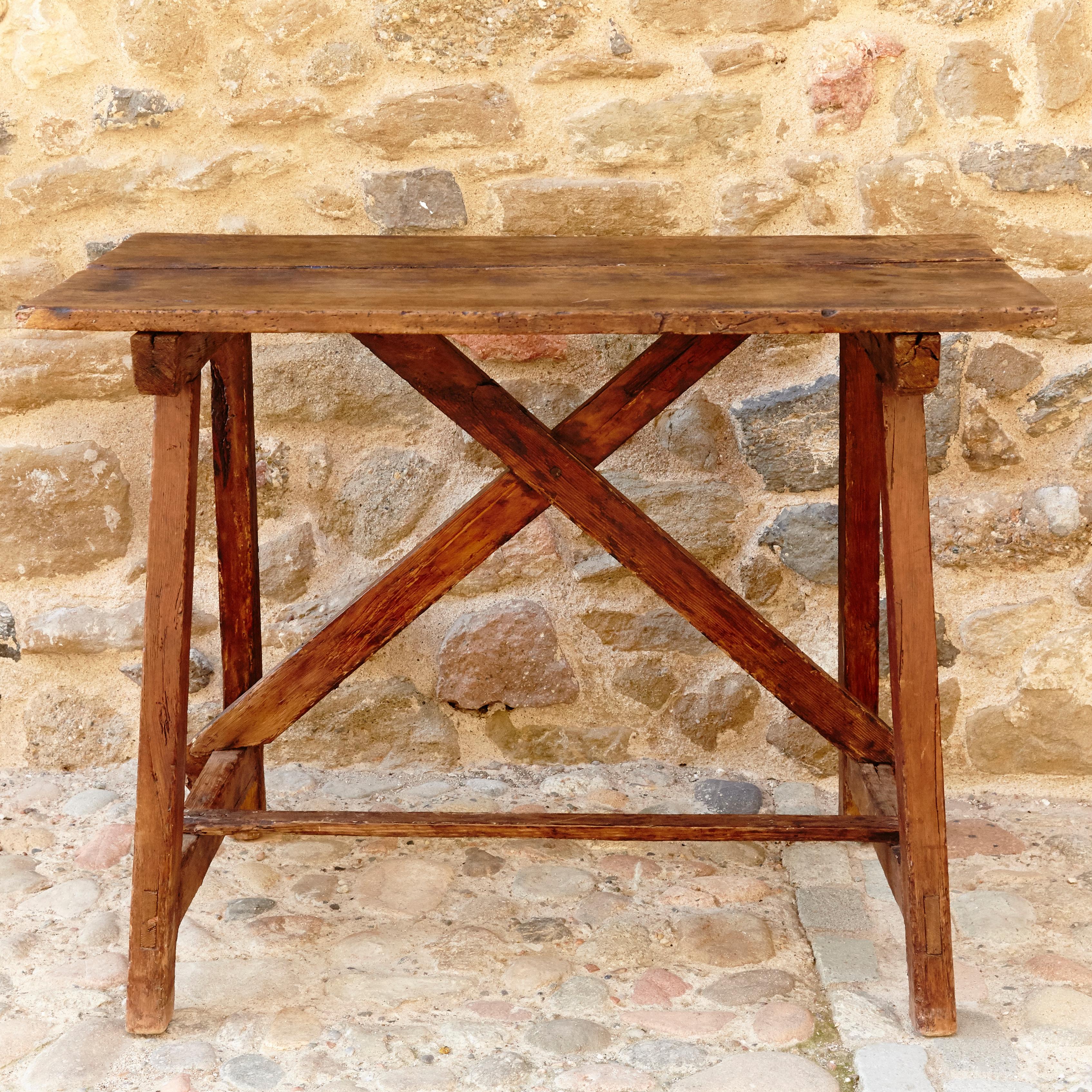 Spanish Wooden Rustic Catalan Patinated Dining Table, circa 1930