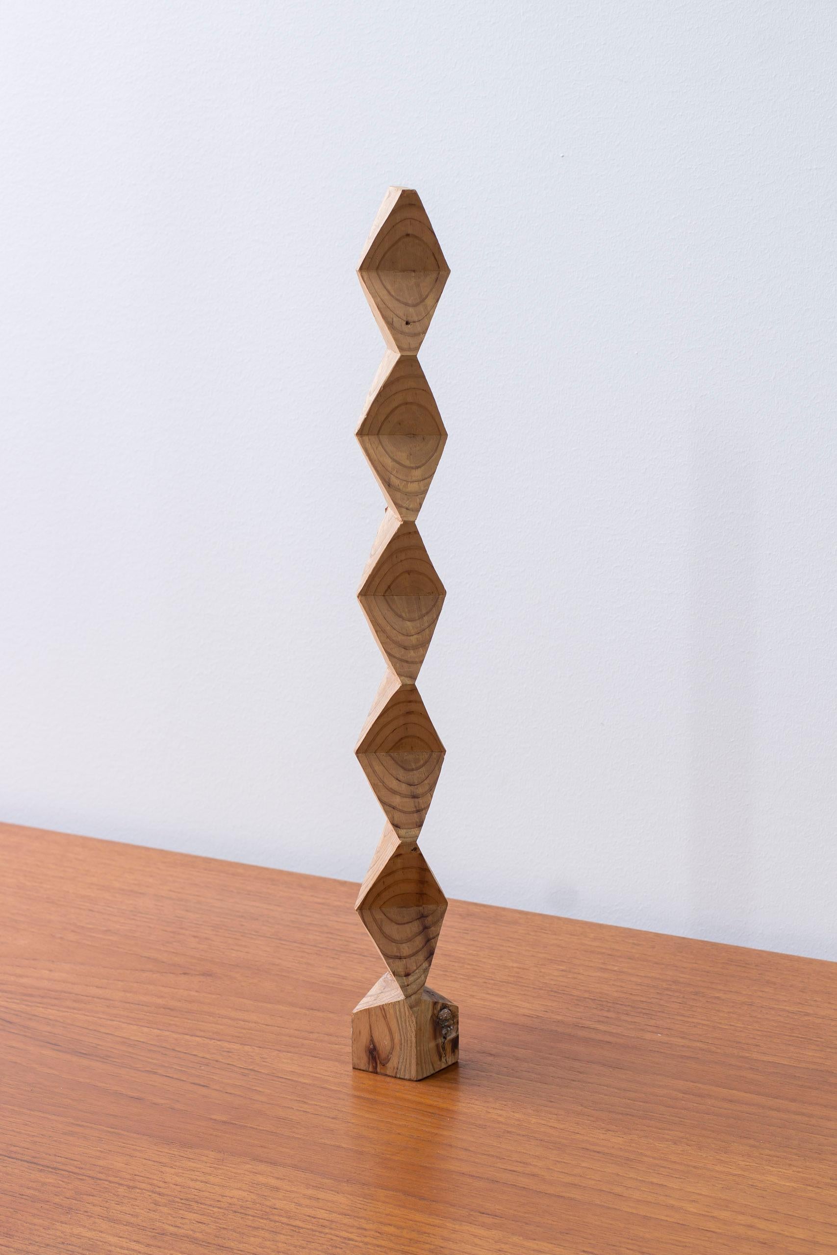 Mid-20th Century Wooden sculpture in the manner of Constantin Brancusi by unknown artist For Sale