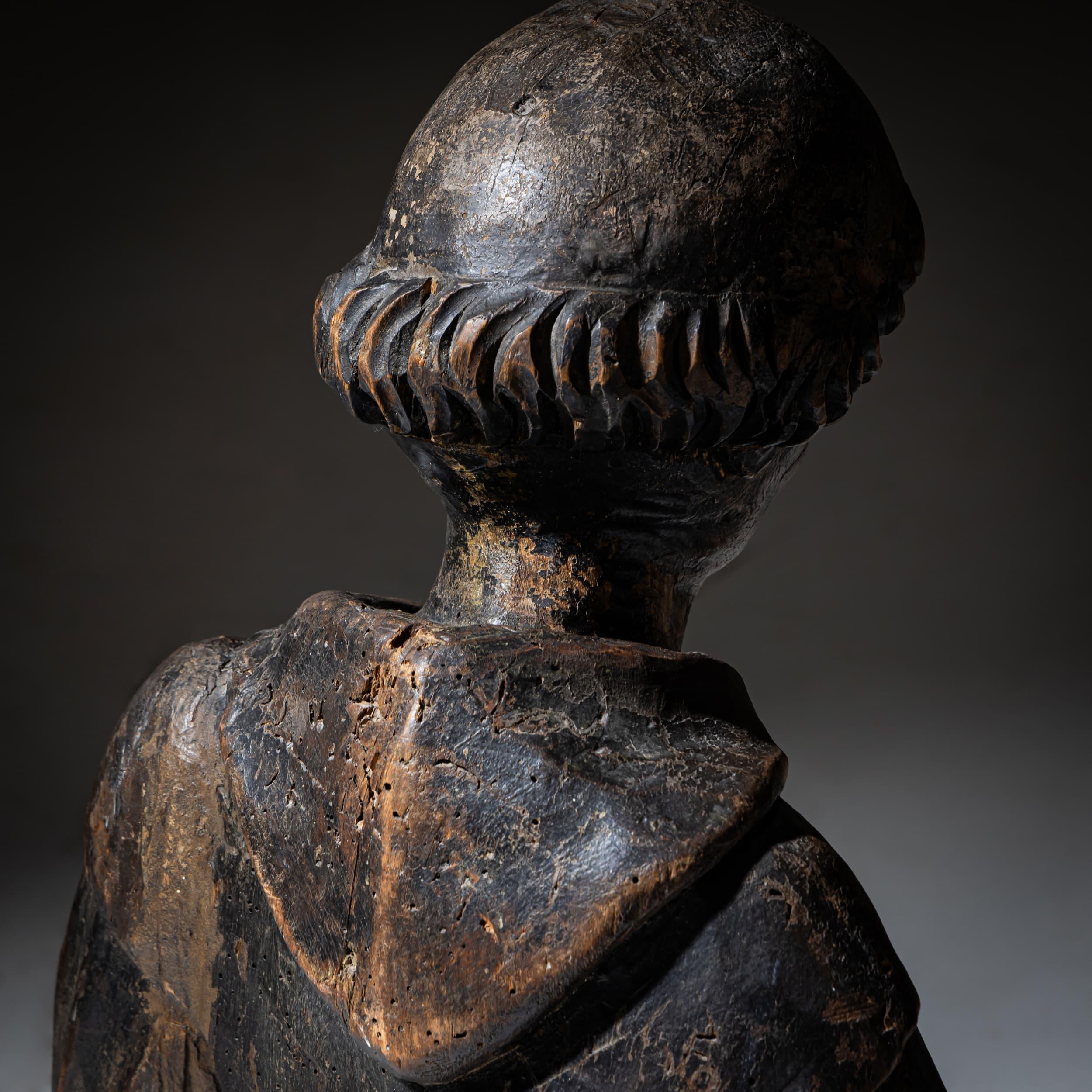 Sculpture en bois d'un moine, probablement du 19ème siècle Bon état - En vente à Greding, DE
