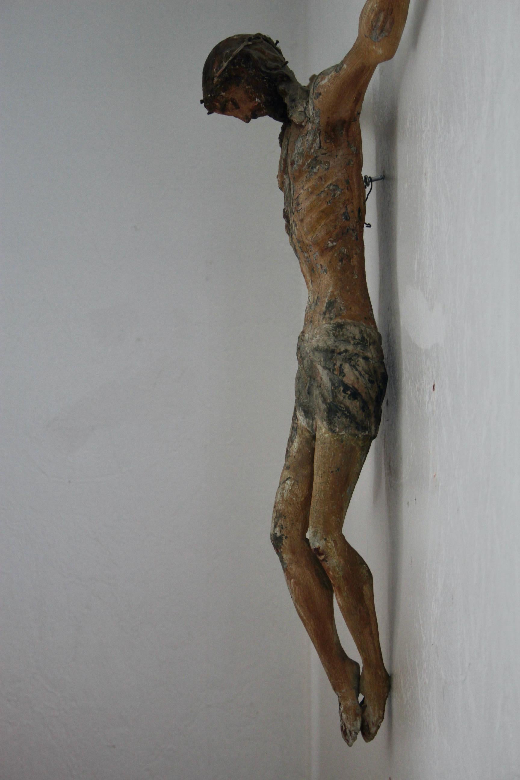 Sculpture en bois du corps du Christ en vente 5