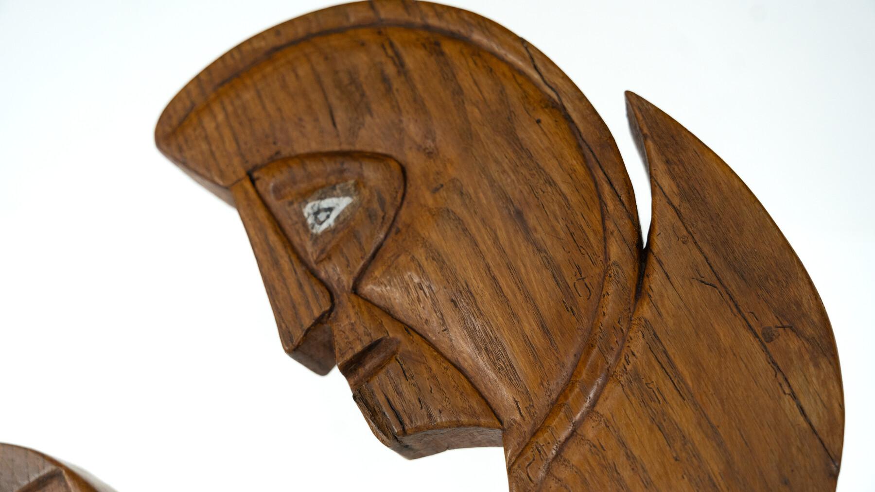 Italiano Scultura in legno raffigurante una coppia di Luciano Bertolotto, Italia, anni '90 in vendita