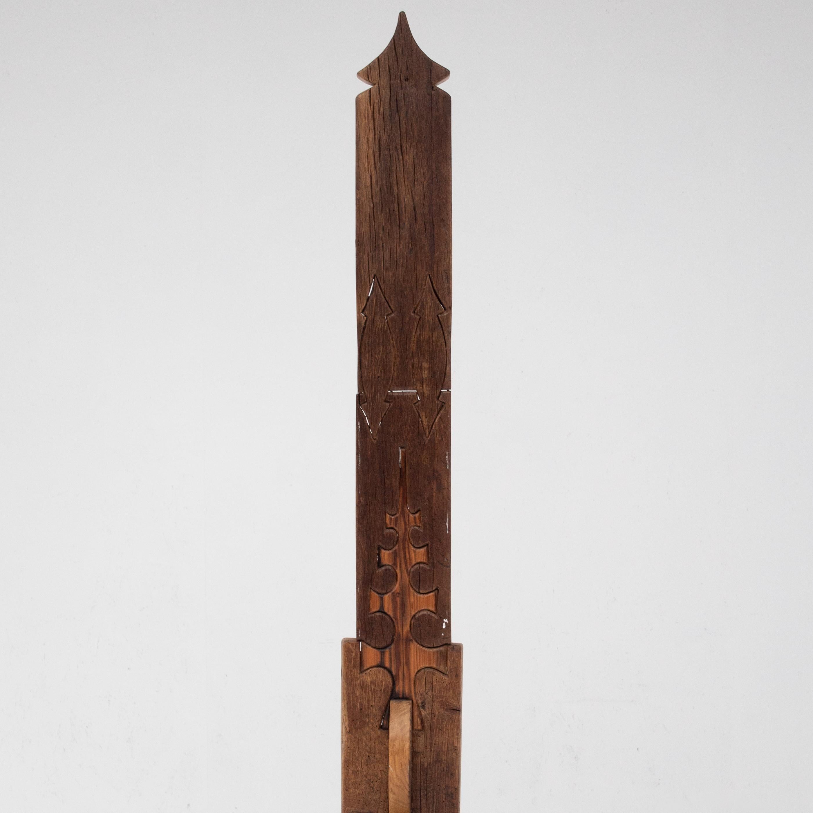 Totem scultura in legno di Luciano Bertolotto in vendita 4