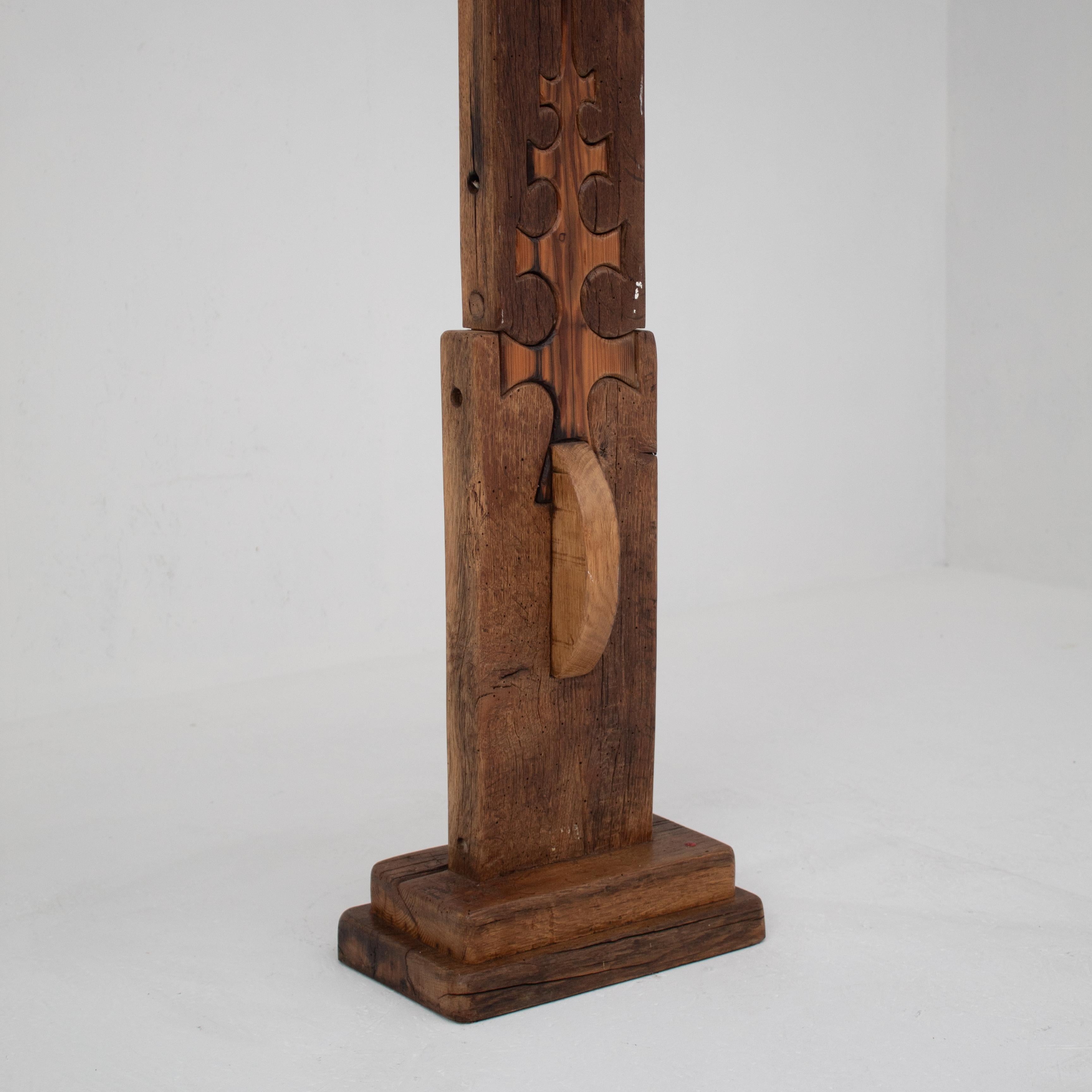 Totem scultura in legno di Luciano Bertolotto in vendita 1