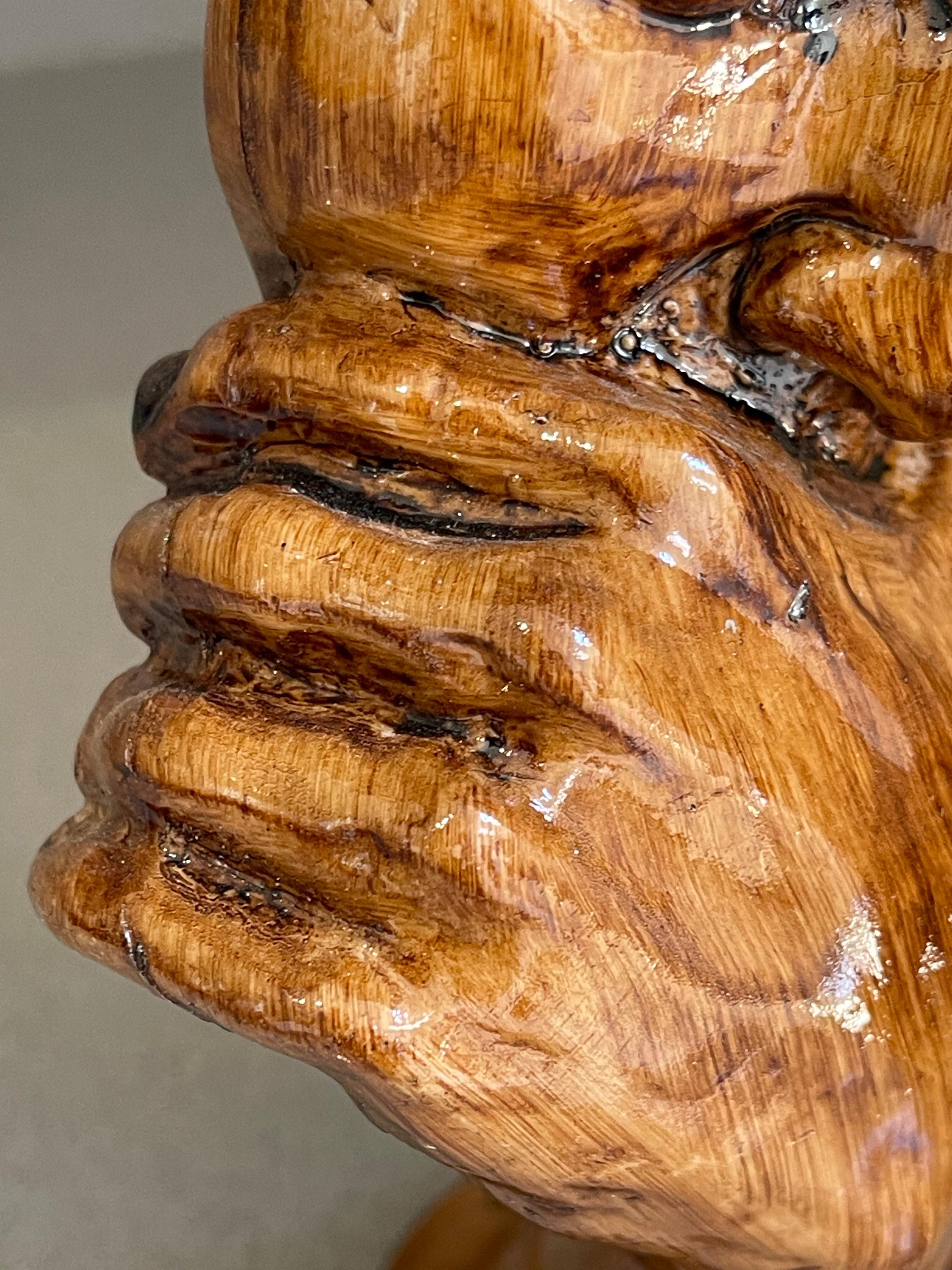 Sculture in legno Porta libri Set di 3 Figurina decorativa pensante di Porta libri in vendita 4