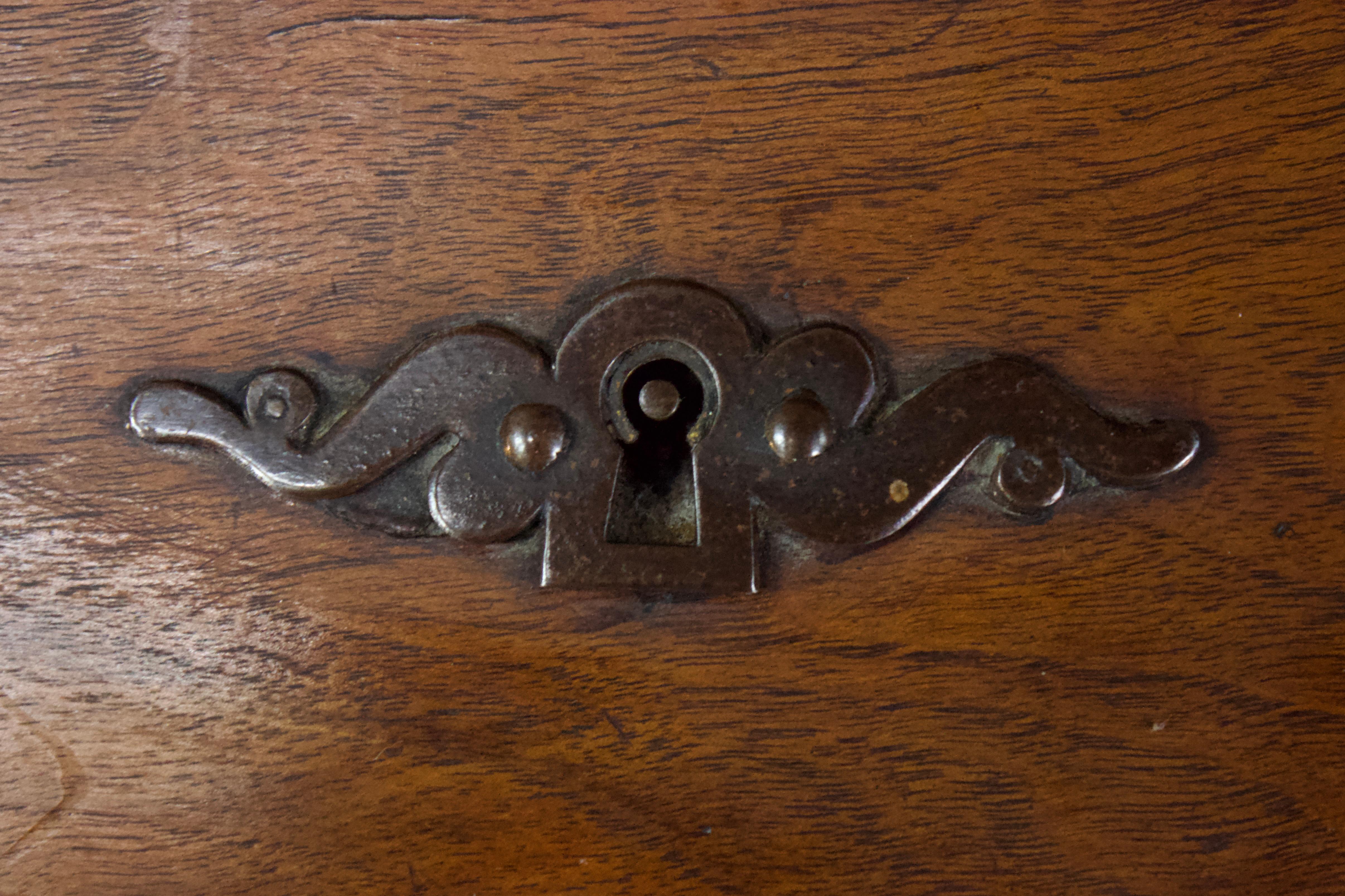 Rustikaler Sekretr aus Holz mit Klappe aus dem 19. Jahrhundert im Angebot 2
