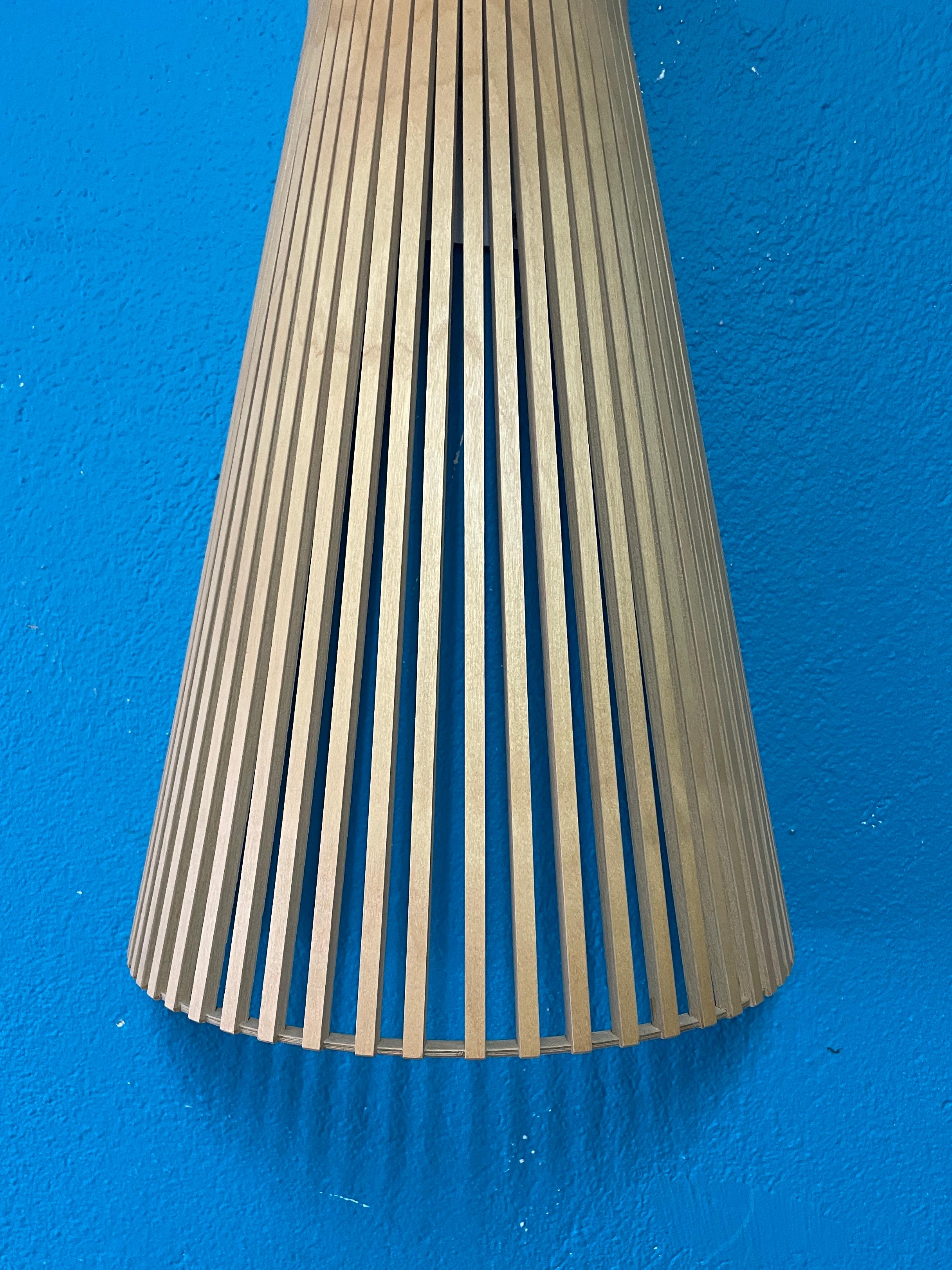 Contemporary Wooden Secto 4230 Wall Lamp by Secto Design Finland For Sale
