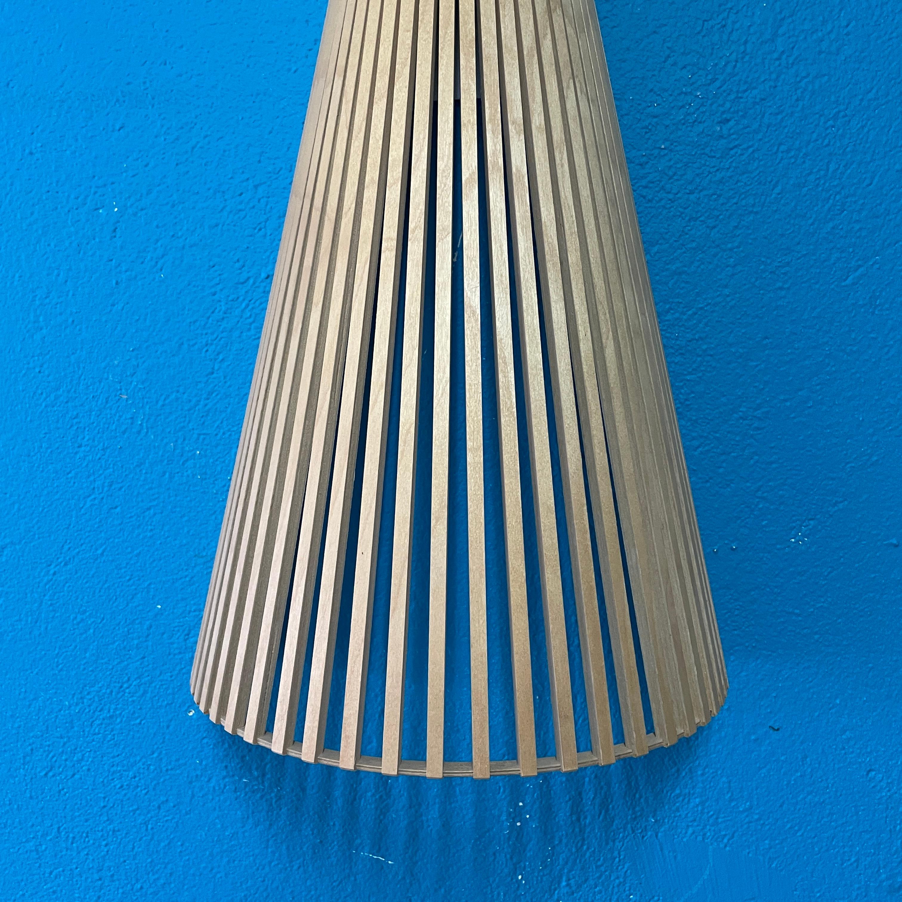 Birch Wooden Secto 4230 Wall Lamp by Secto Design Finland For Sale