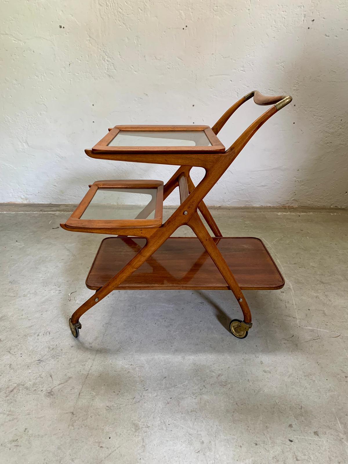 Italian Wooden service trolley model 65 design by Ico Parisi, 1950s, Italy in vendita