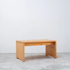 Banc court en bois, minimalisme, France, années 1990