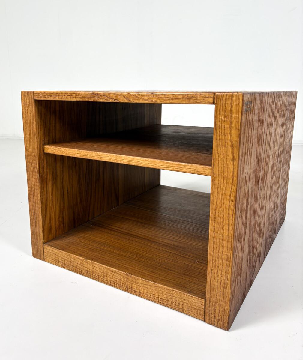 Beistelltisch aus Holz von Giuseppe Rivadossi für Officina Rivadossi, 1970er Jahre (Moderne der Mitte des Jahrhunderts) im Angebot