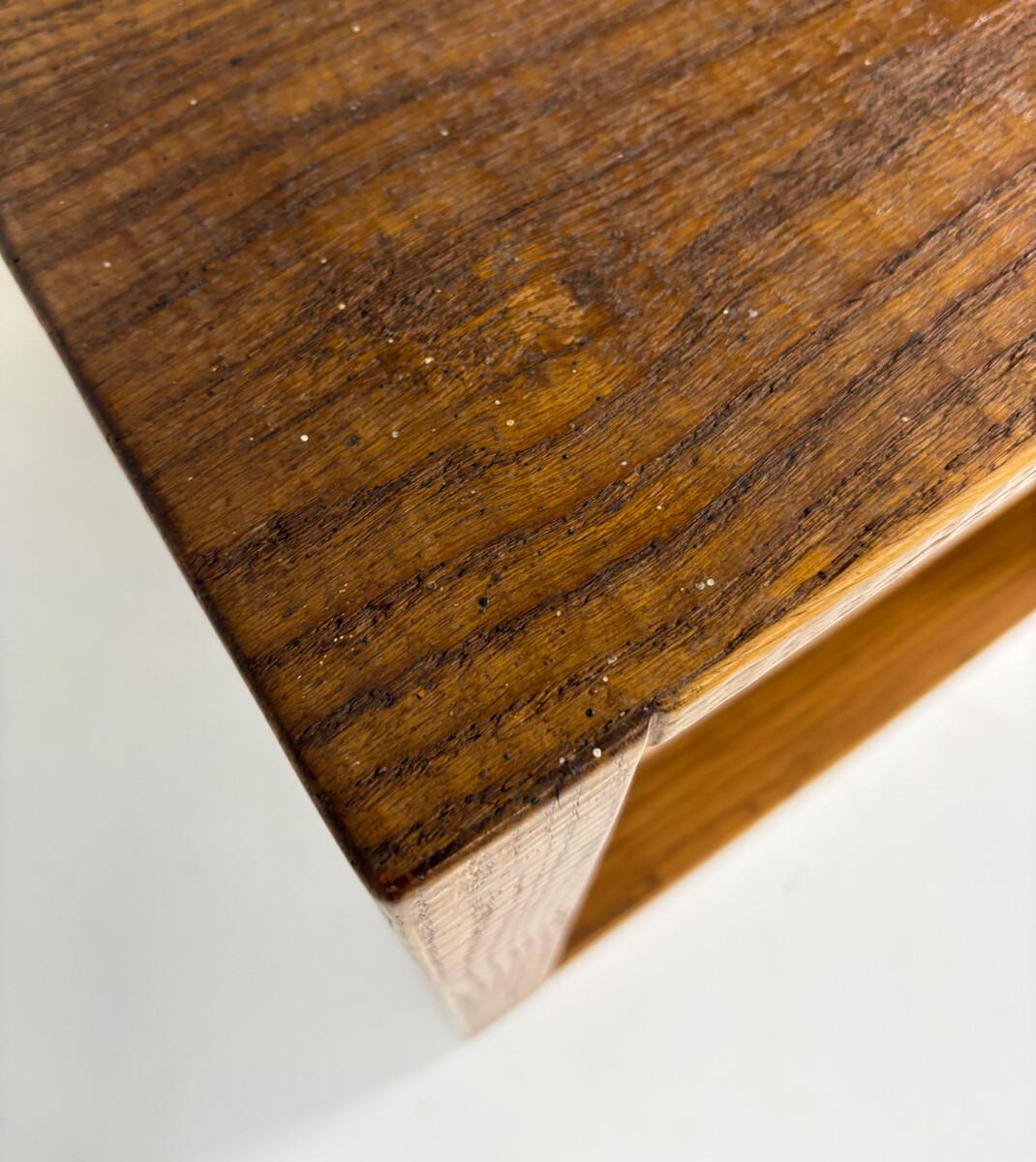 Beistelltisch aus Holz von Giuseppe Rivadossi für Officina Rivadossi, 1970er Jahre (20. Jahrhundert) im Angebot