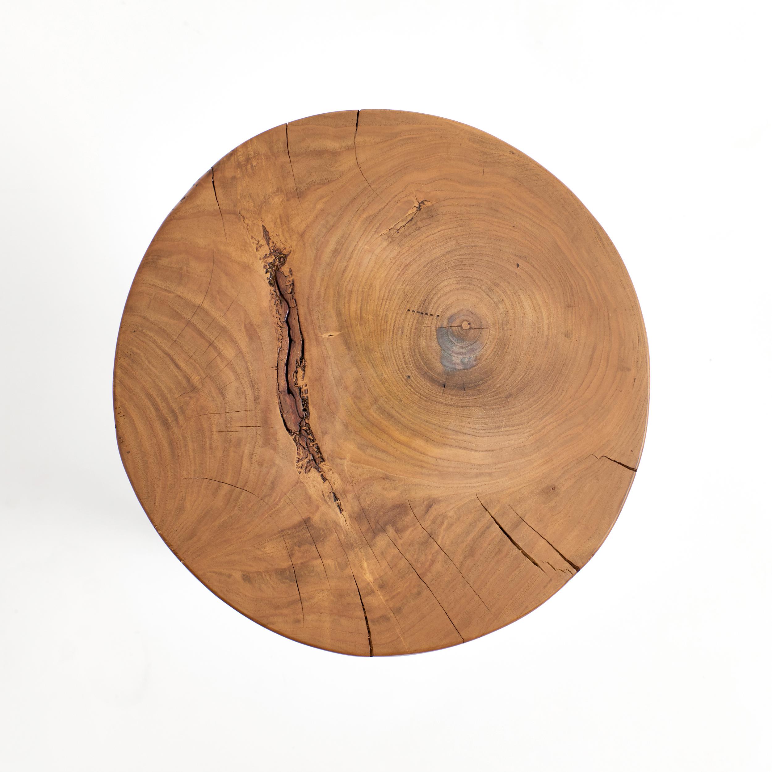 Table d'appoint en bois marron plus foncé par Project 213A Neuf - En vente à Geneve, CH