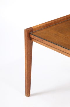 Mesa auxiliar de madera con tapa de cristal de Renè Gabriel, Francia, años 40