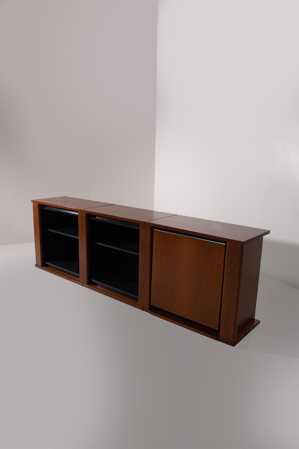 Plastica Wooden sideboard with built-in turntable in vendita