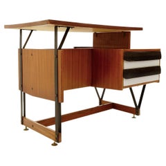 Wooden small Writing Desk by Ico Parisi, Italy, 1960s