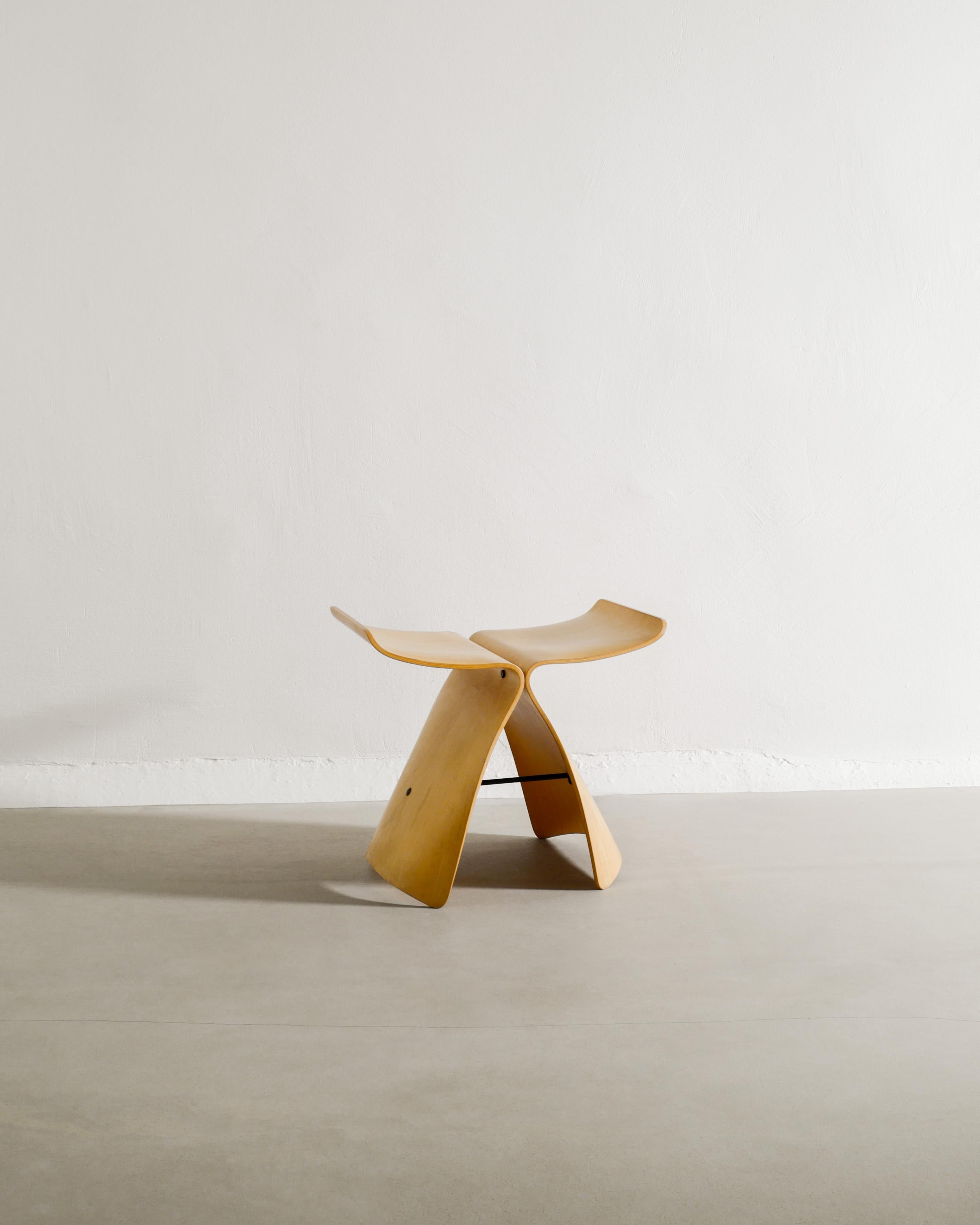 Wooden Sori Yanagi 