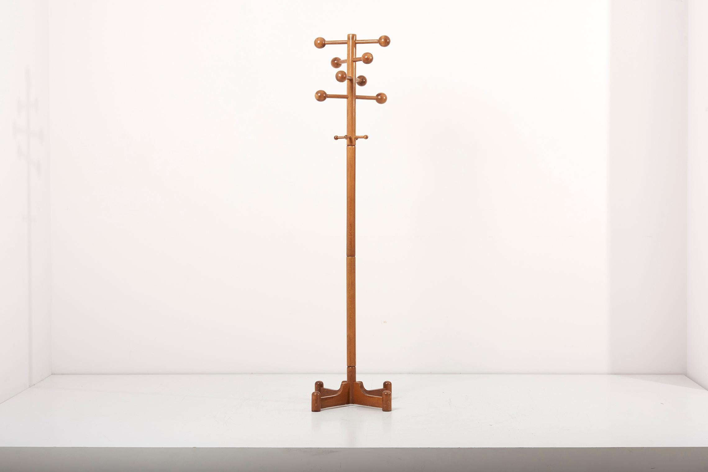 Wooden Sputnik coat rack or stand, Denmark 1960s.