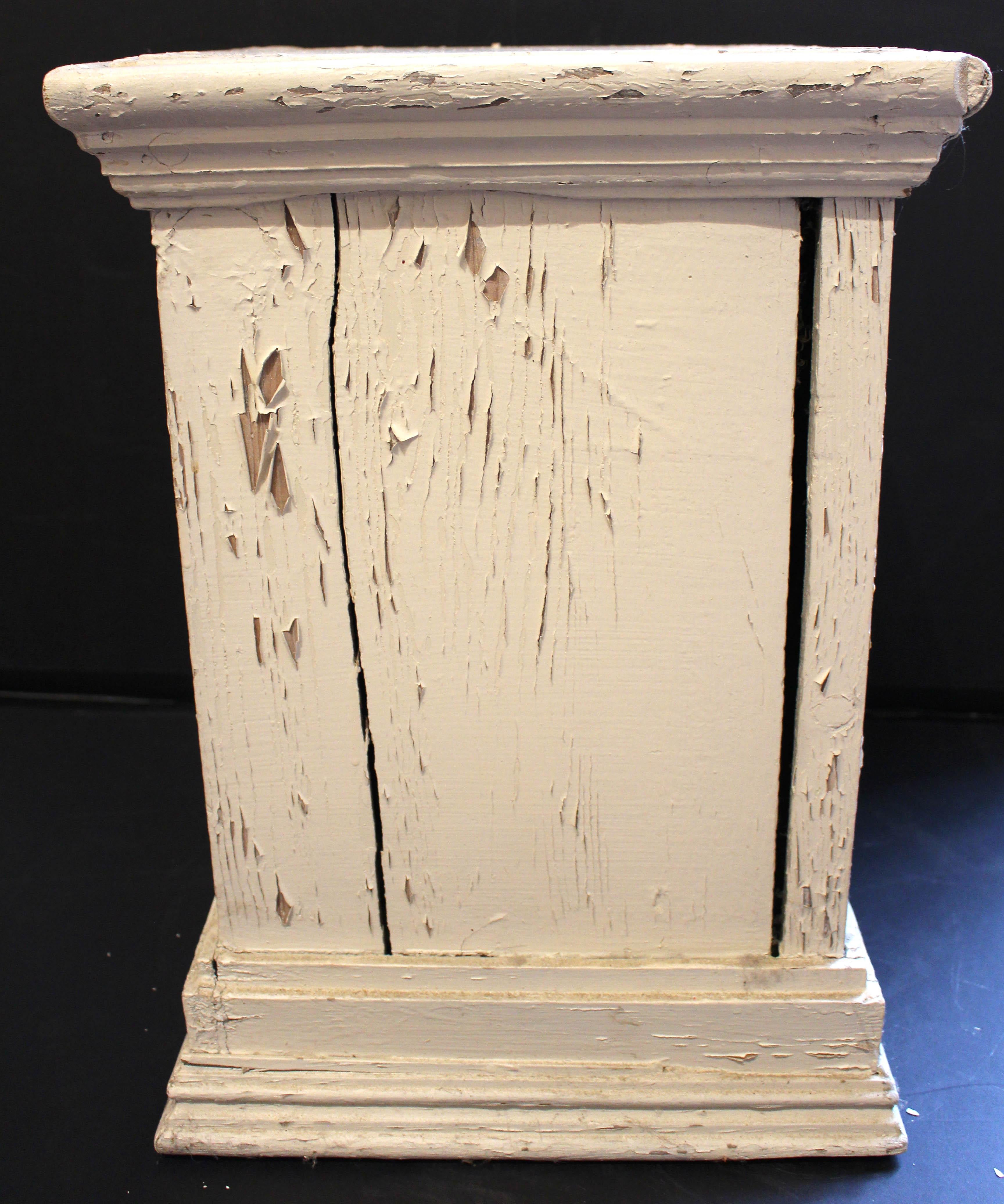 Wooden Square Plinth Display Pedestal, Vintage, American In Fair Condition In Chapel Hill, NC