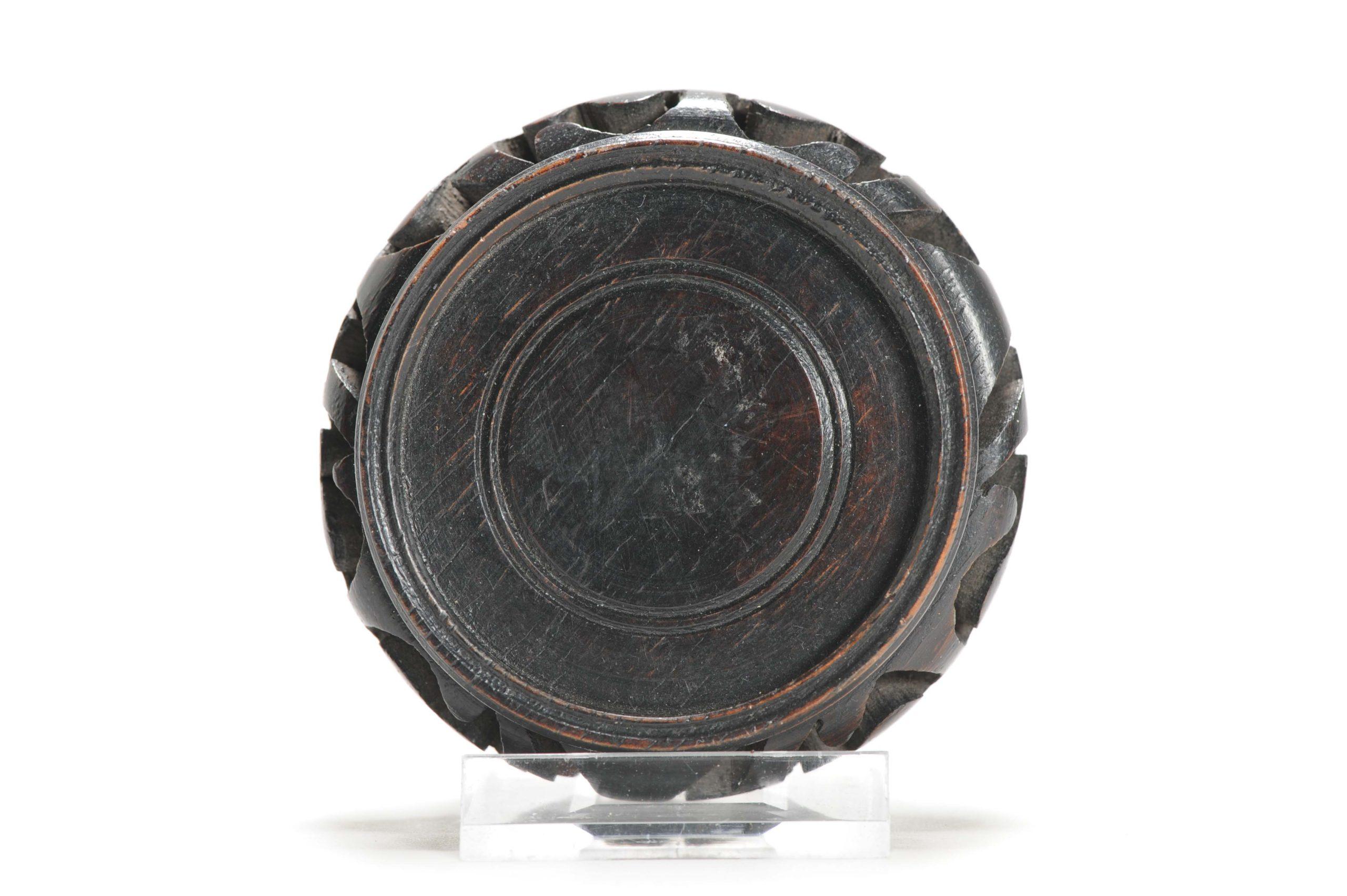 Soporte de Madera Antiguo para Porcelana China o Japonesa, Siglo XIX / XX Chino en venta