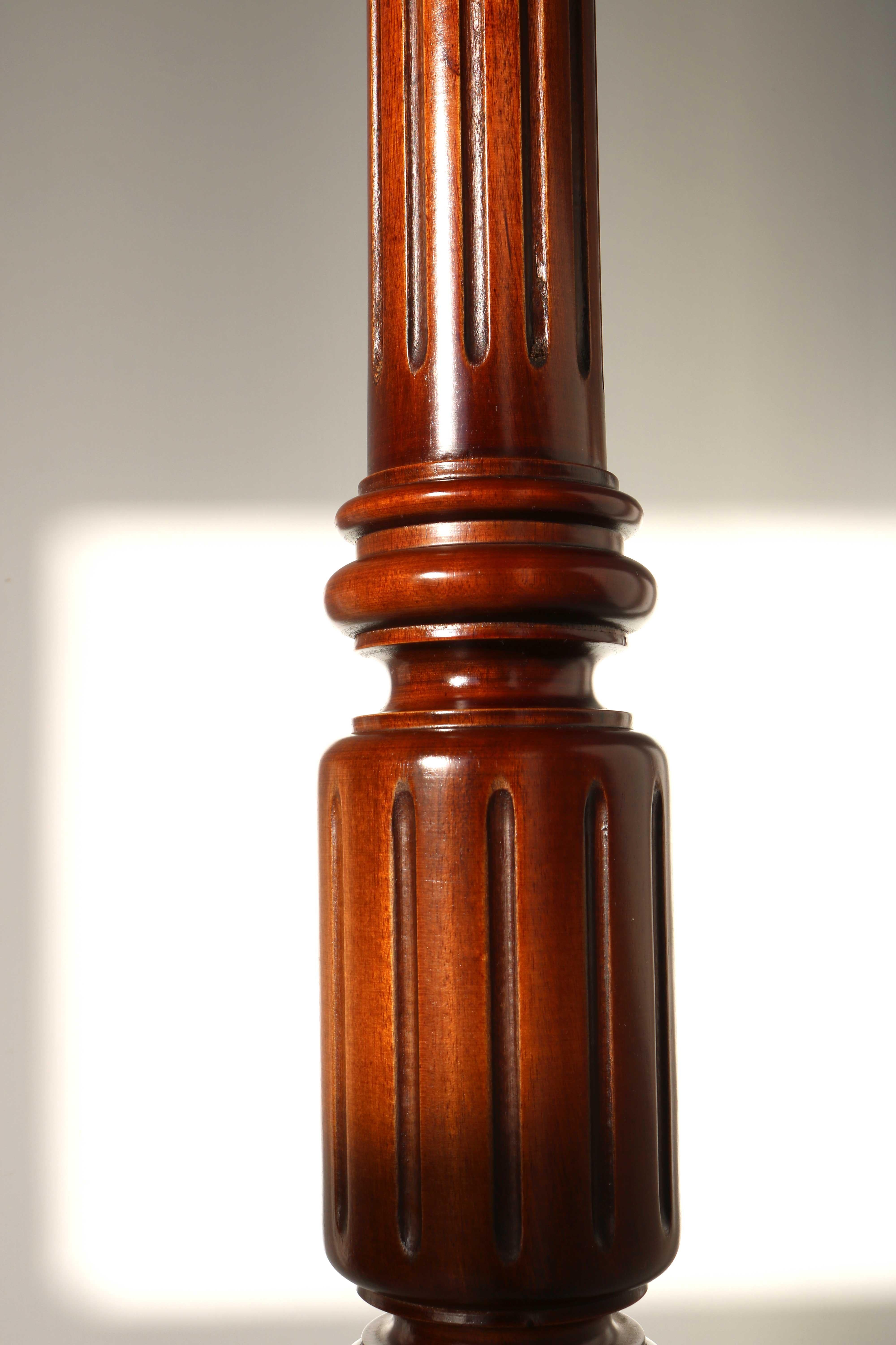 Mid-20th Century Wooden Standing Coat Hat Rack Flower Base Hollywood Regency Hall Stand 1960s
