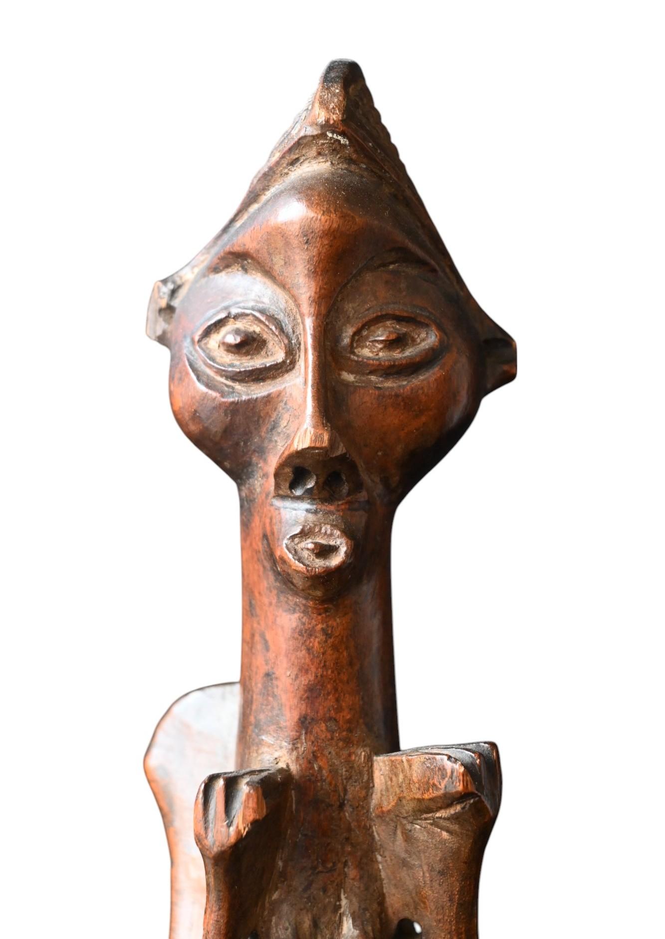 Holzstatue des Suku-Stammes - Kongo - Anfang des 20. Jahrhunderts (Kongolesisch) im Angebot